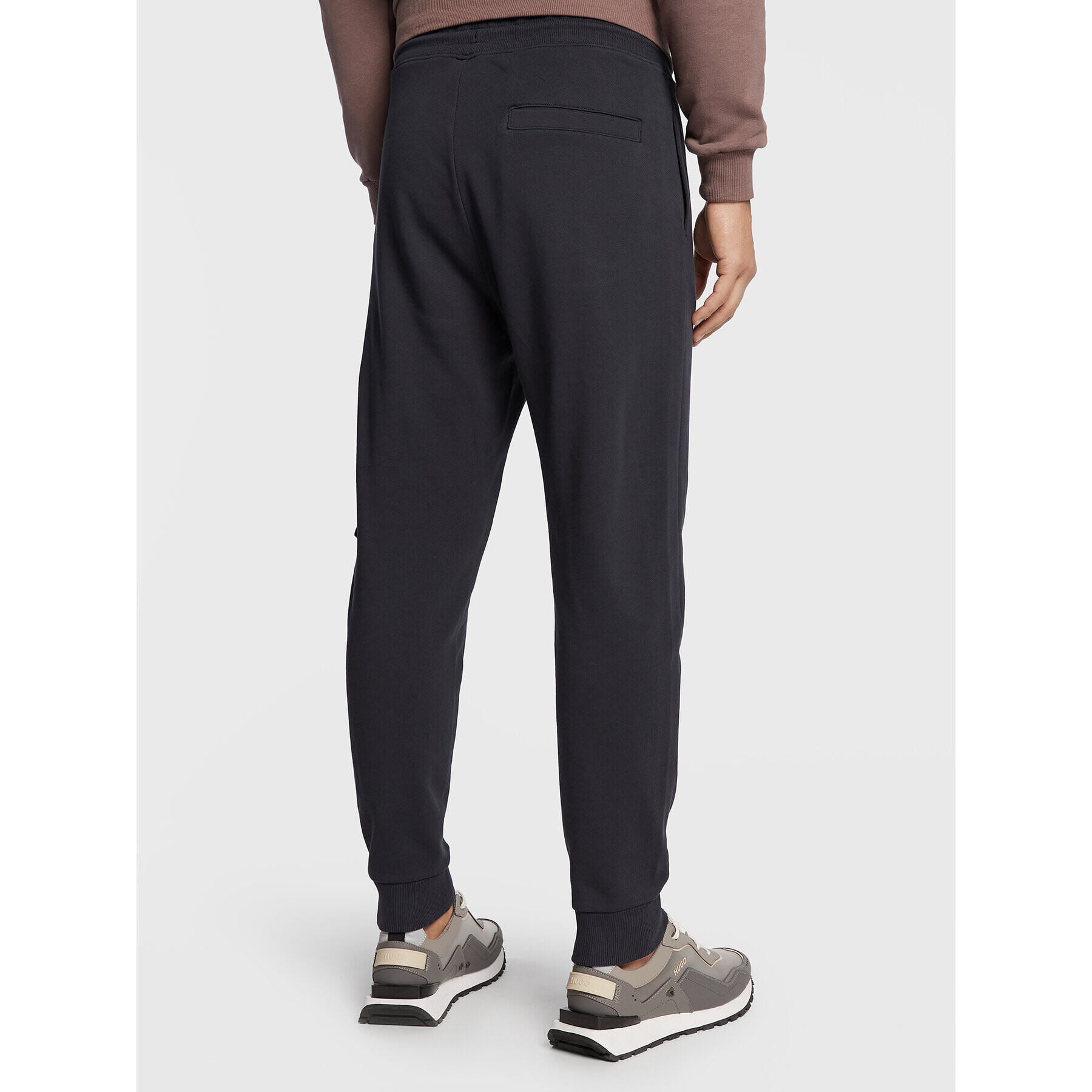 Hugo Долнище анцуг Dwellrom 50479164 Тъмносин Relaxed Fit - Pepit.bg