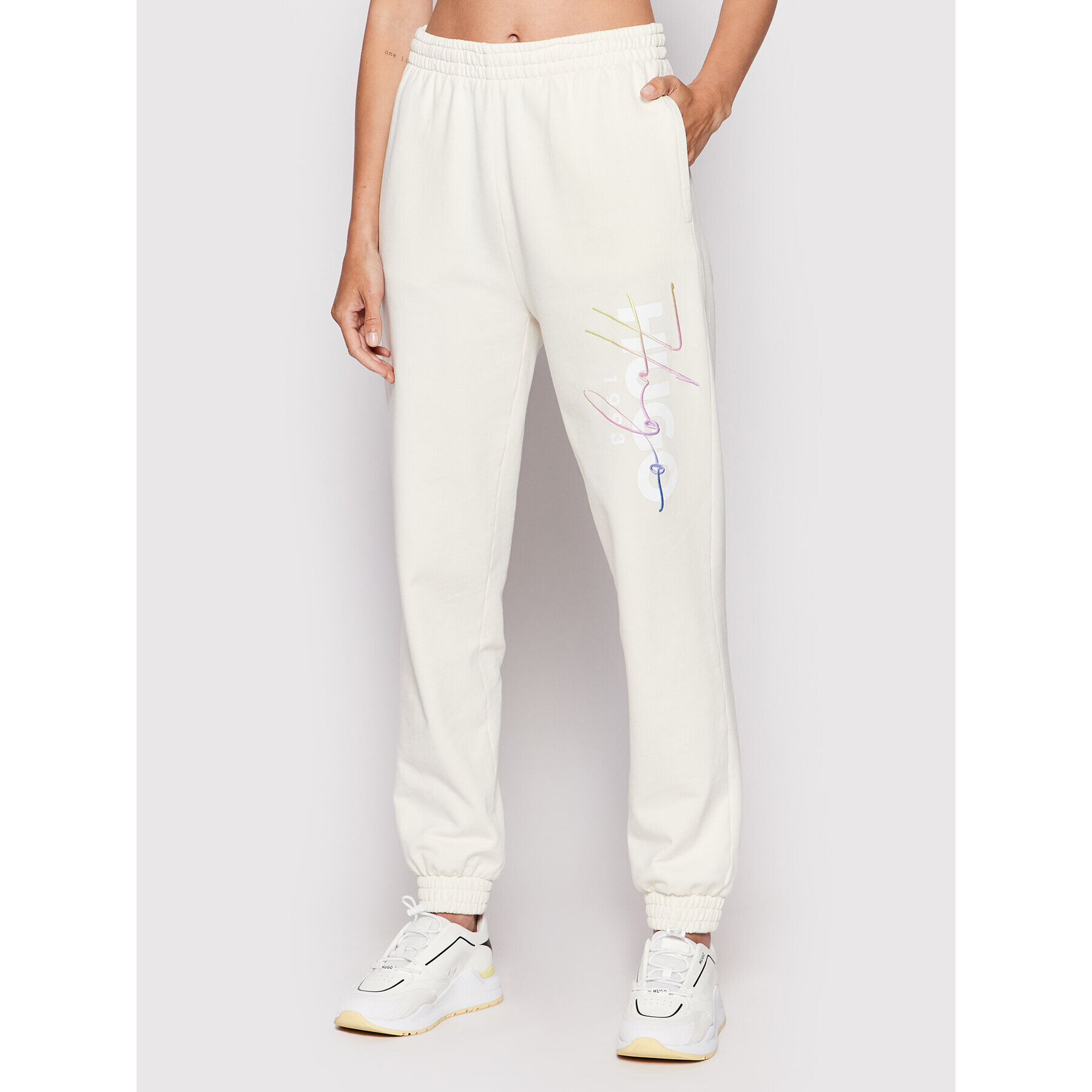 Hugo Долнище анцуг Najogger_2 50481515 Бежов Regular Fit - Pepit.bg