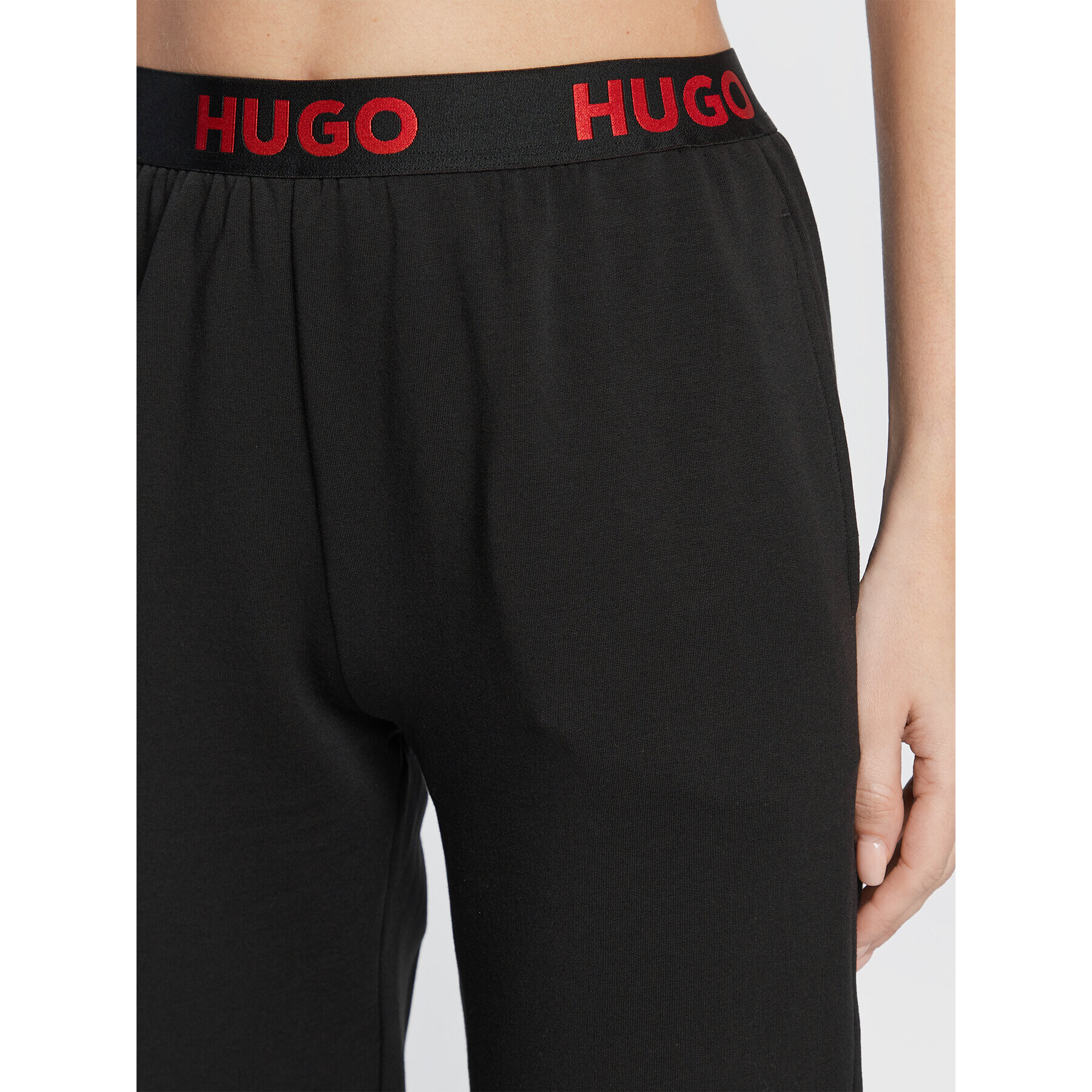 Hugo Долнище анцуг Sporty Logo 50480581 Черен Regular Fit - Pepit.bg