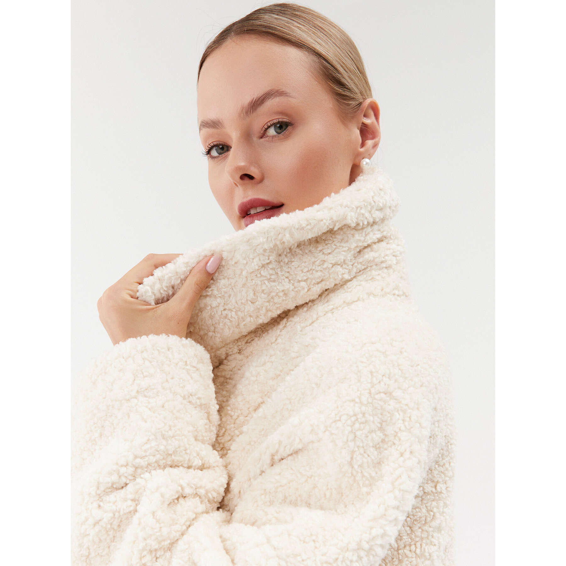 Hugo Кожух Mewona-1 50498147 Екрю Oversize - Pepit.bg