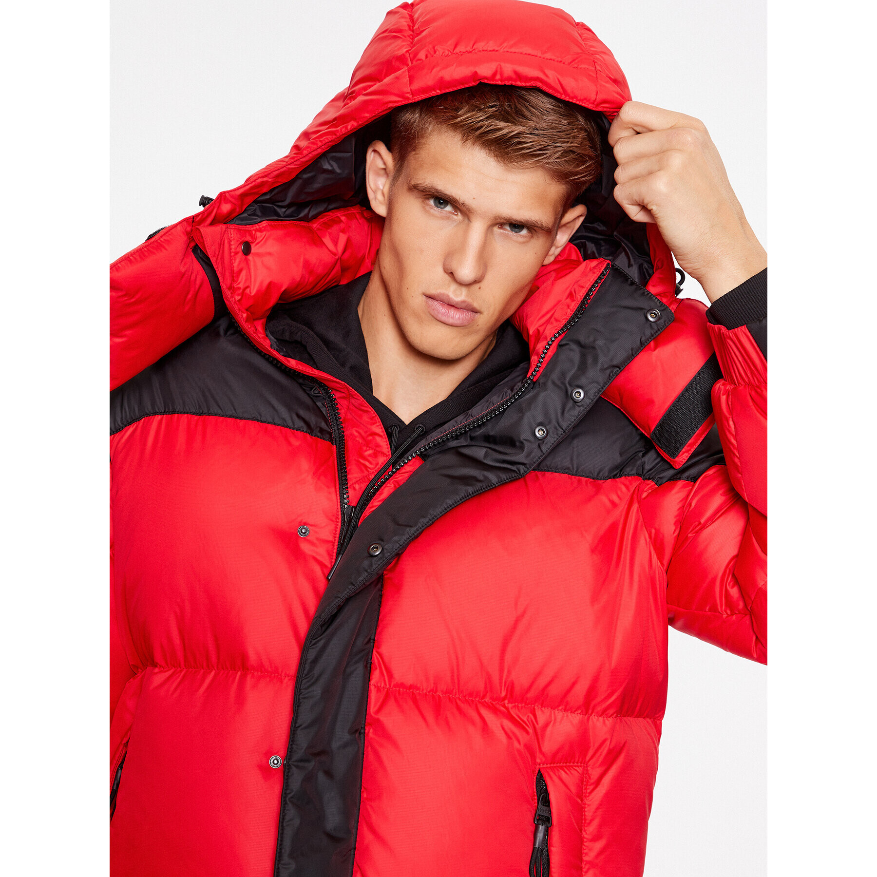 Hugo Пухено яке Melmus2341 50495811 Червен Regular Fit - Pepit.bg