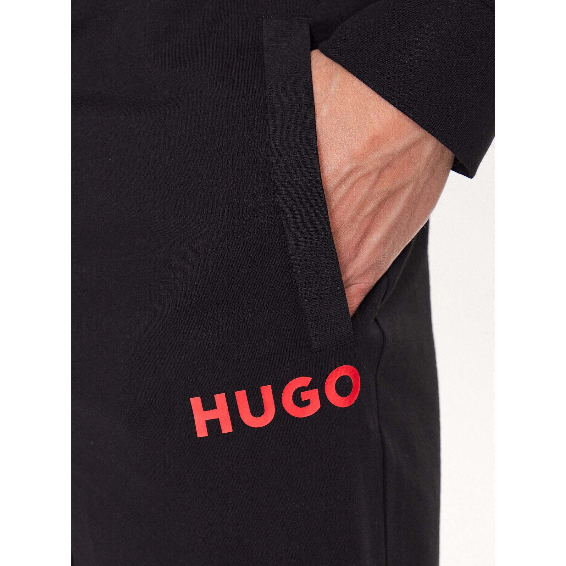 Hugo Спортни шорти 50490265 Черен - Pepit.bg