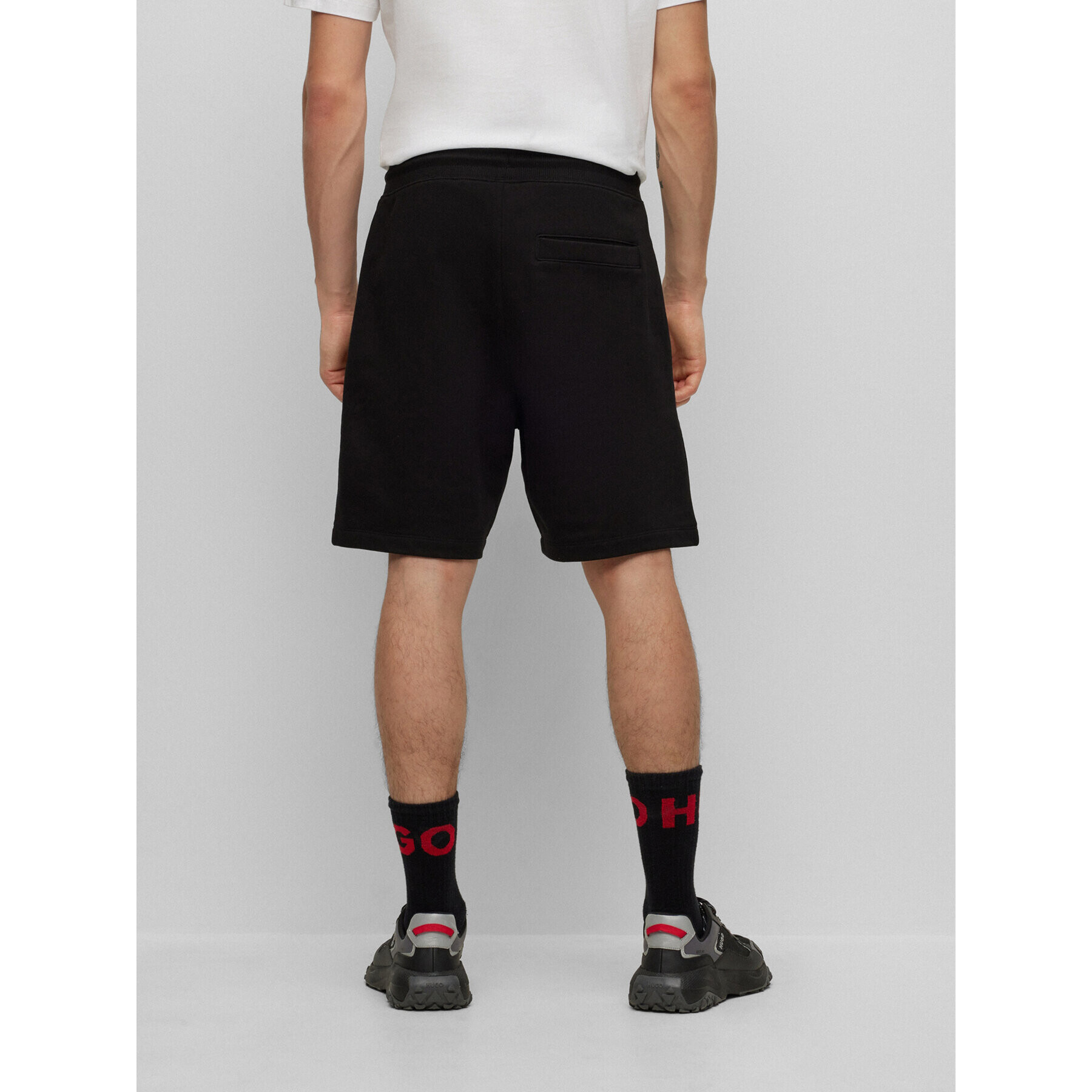 Hugo Спортни шорти Diz 50495713 Черен Regular Fit - Pepit.bg