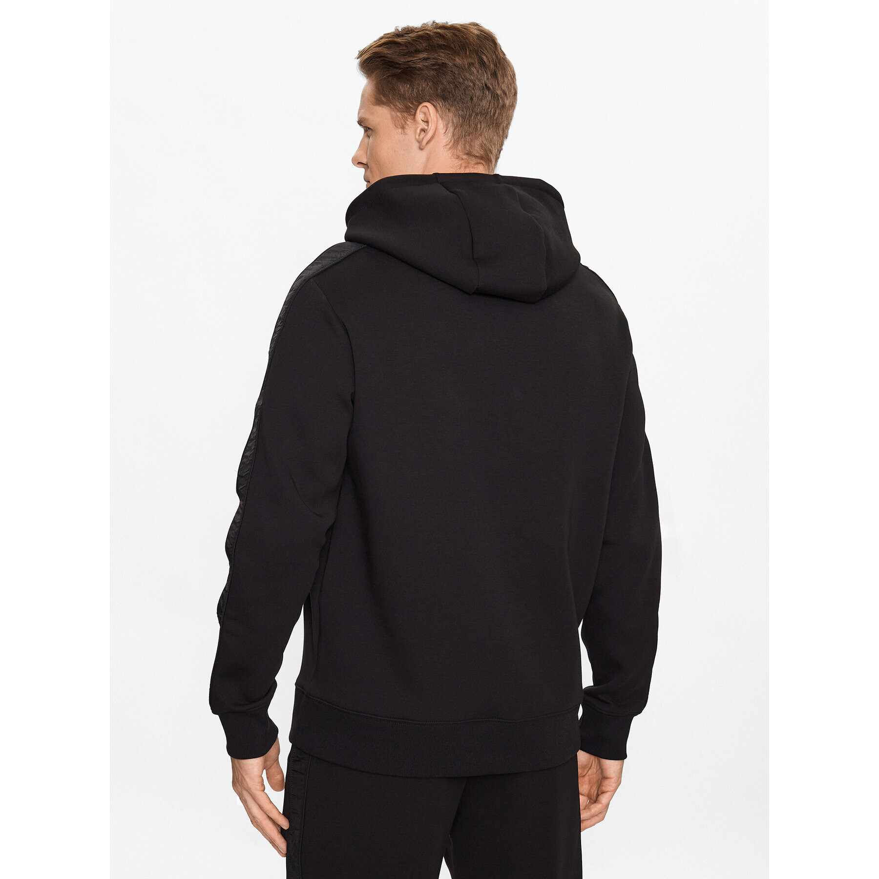 Hugo Суитшърт 50485261 Черен Relaxed Fit - Pepit.bg