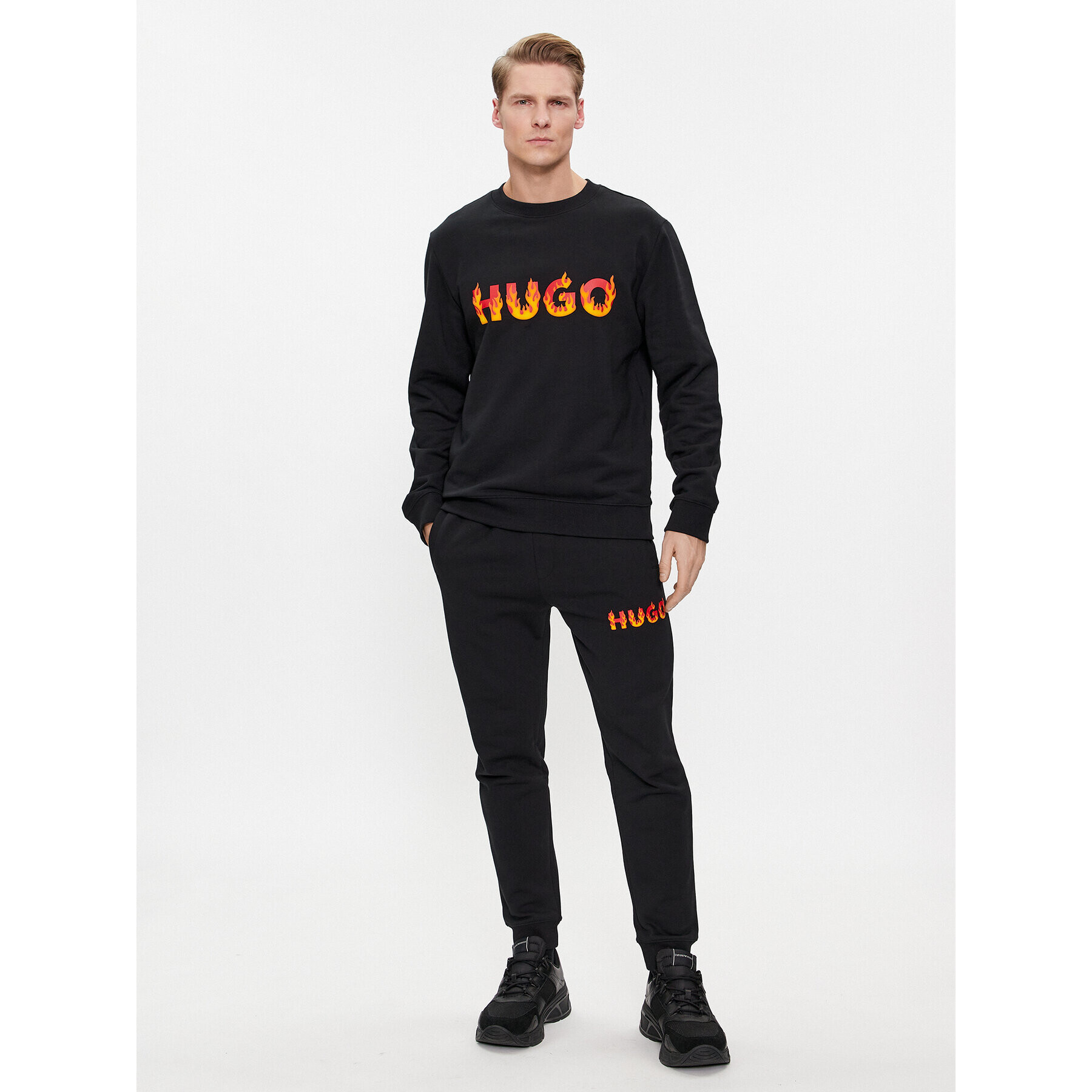 Hugo Суитшърт Ditmo 50504813 Черен Regular Fit - Pepit.bg