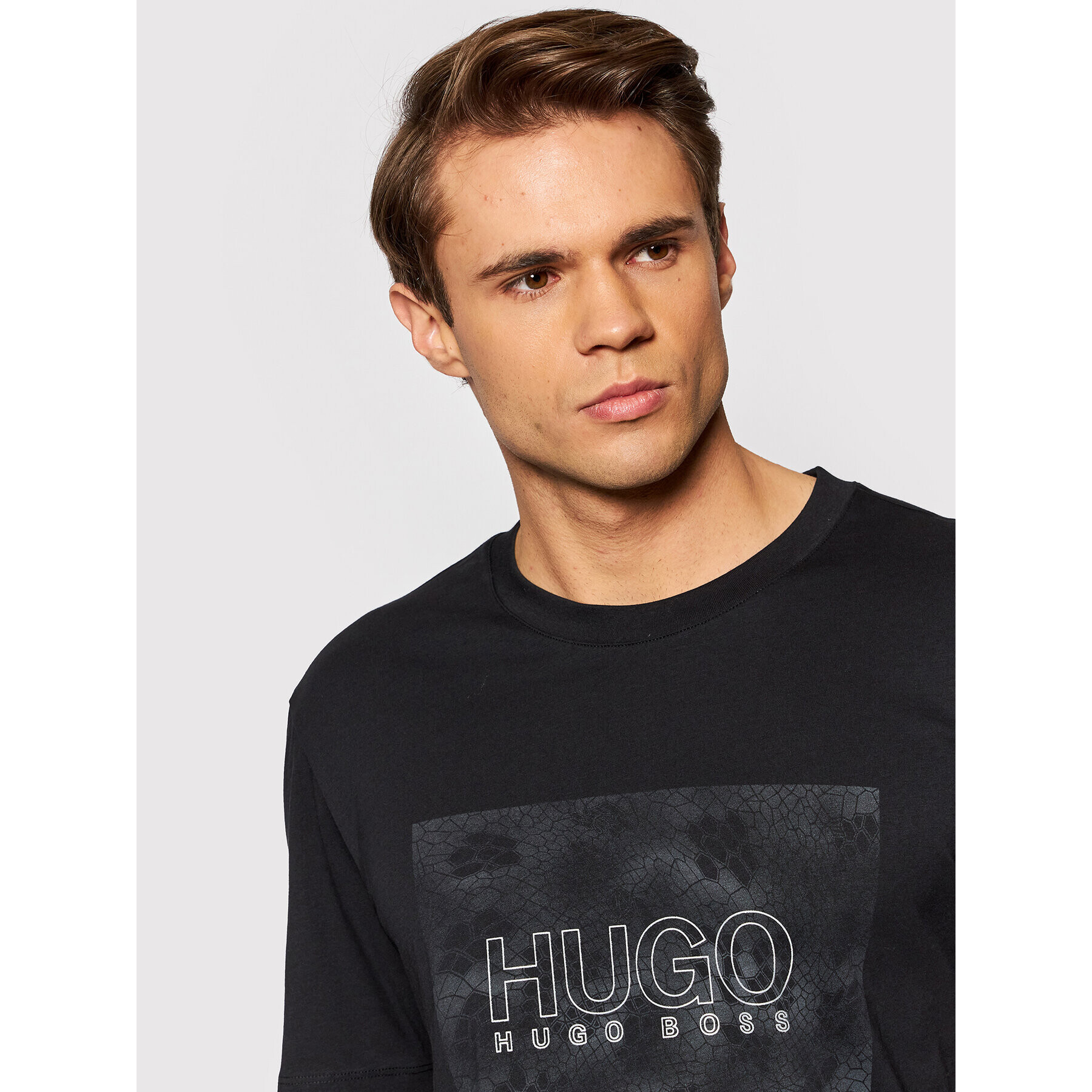 Hugo Тишърт Dolive_U214 50456859 Черен Regular Fit - Pepit.bg