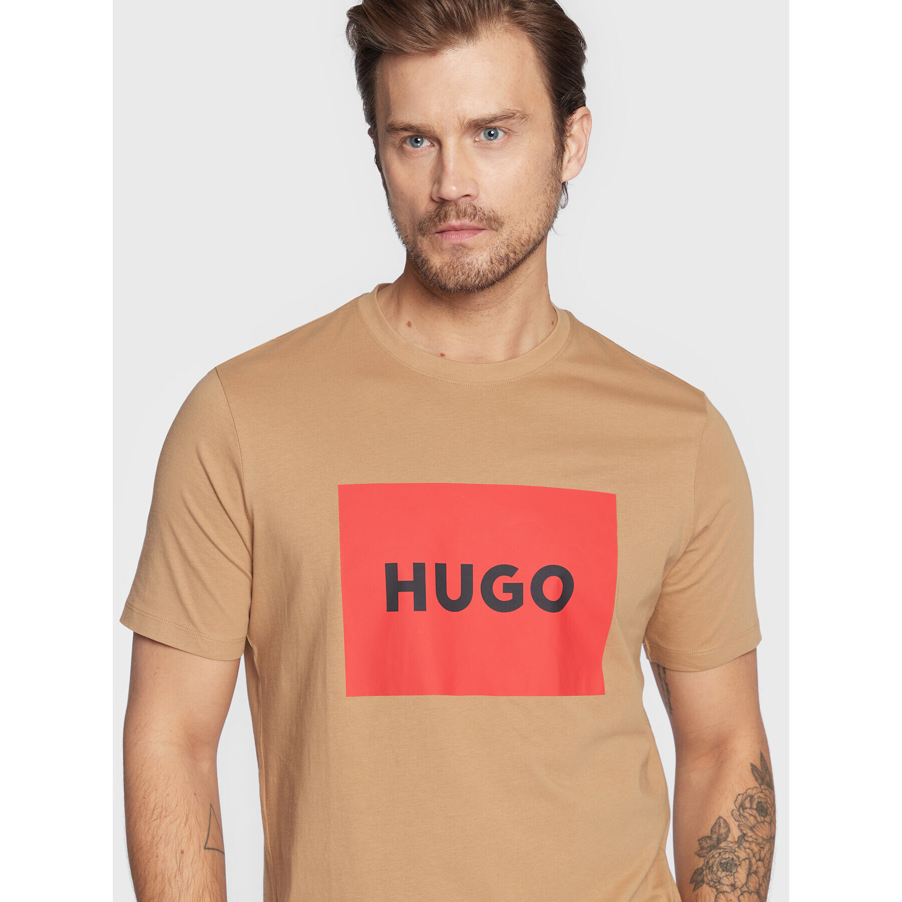 Hugo Тишърт Dulive222 50467952 Бежов Regular Fit - Pepit.bg