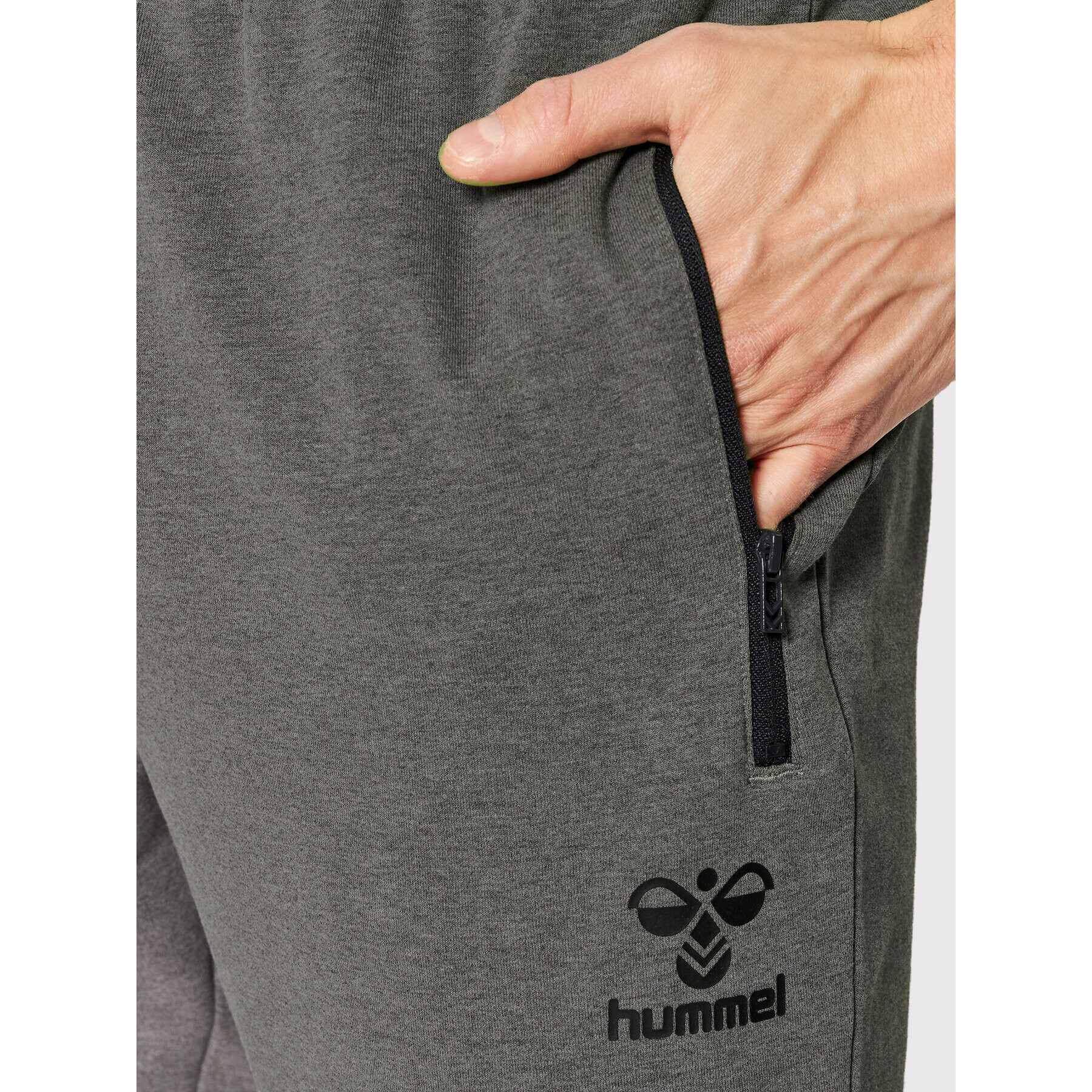 Hummel Долнище анцуг Ray 2.0 211155 Сив Tapered Leg - Pepit.bg