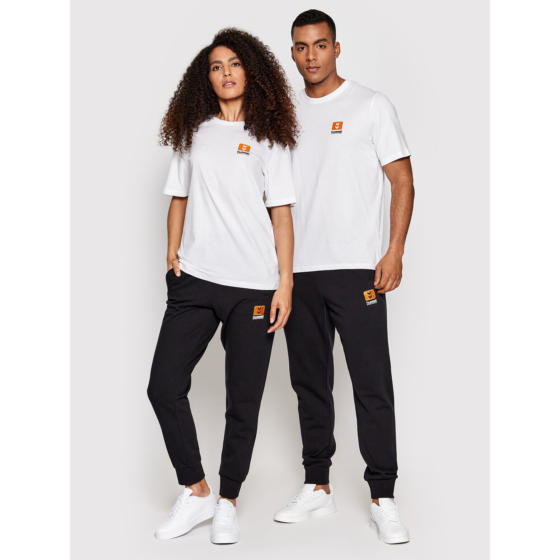 Hummel Долнище анцуг Unisex Liam 213728 Черен Regular Fit - Pepit.bg