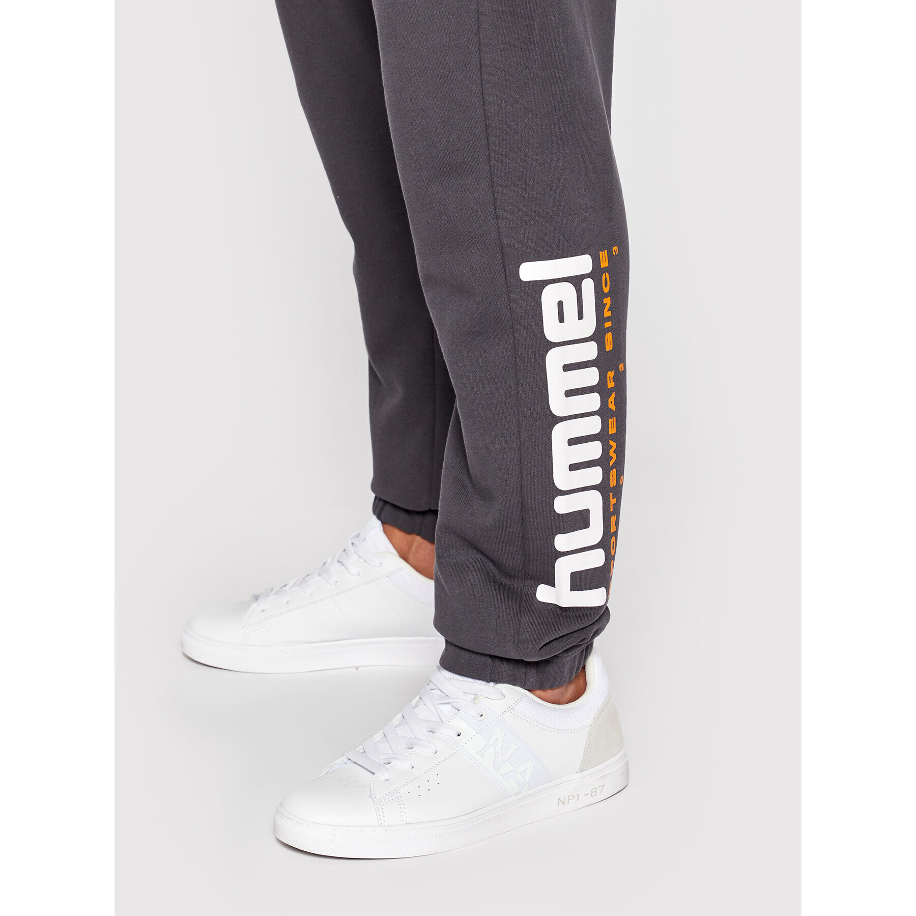 Hummel Долнище анцуг Unisex Manfred 213725 Сив Regular Fit - Pepit.bg