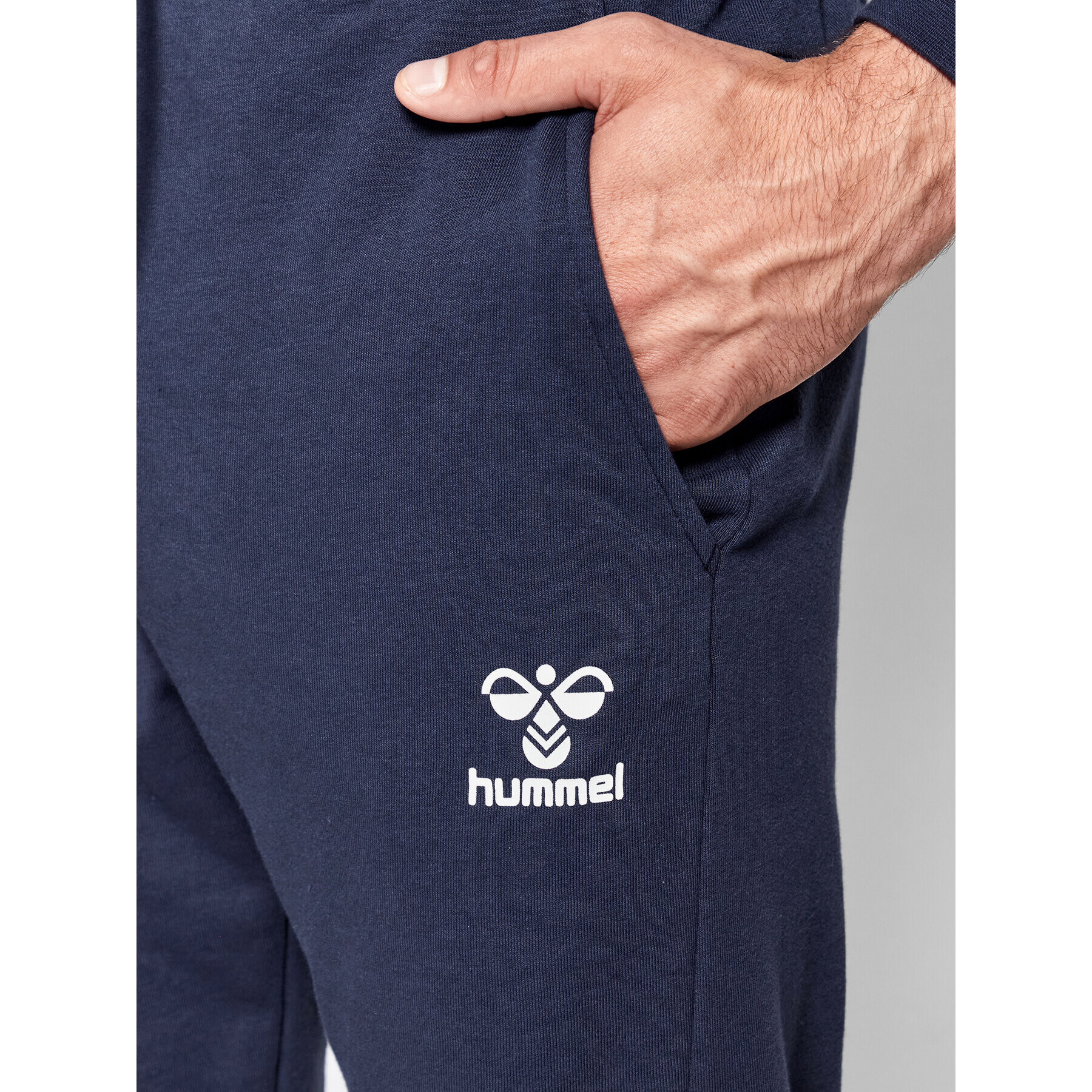 Hummel Долнище анцуг Isam 2.0 214336 Тъмносин Regular Fit - Pepit.bg