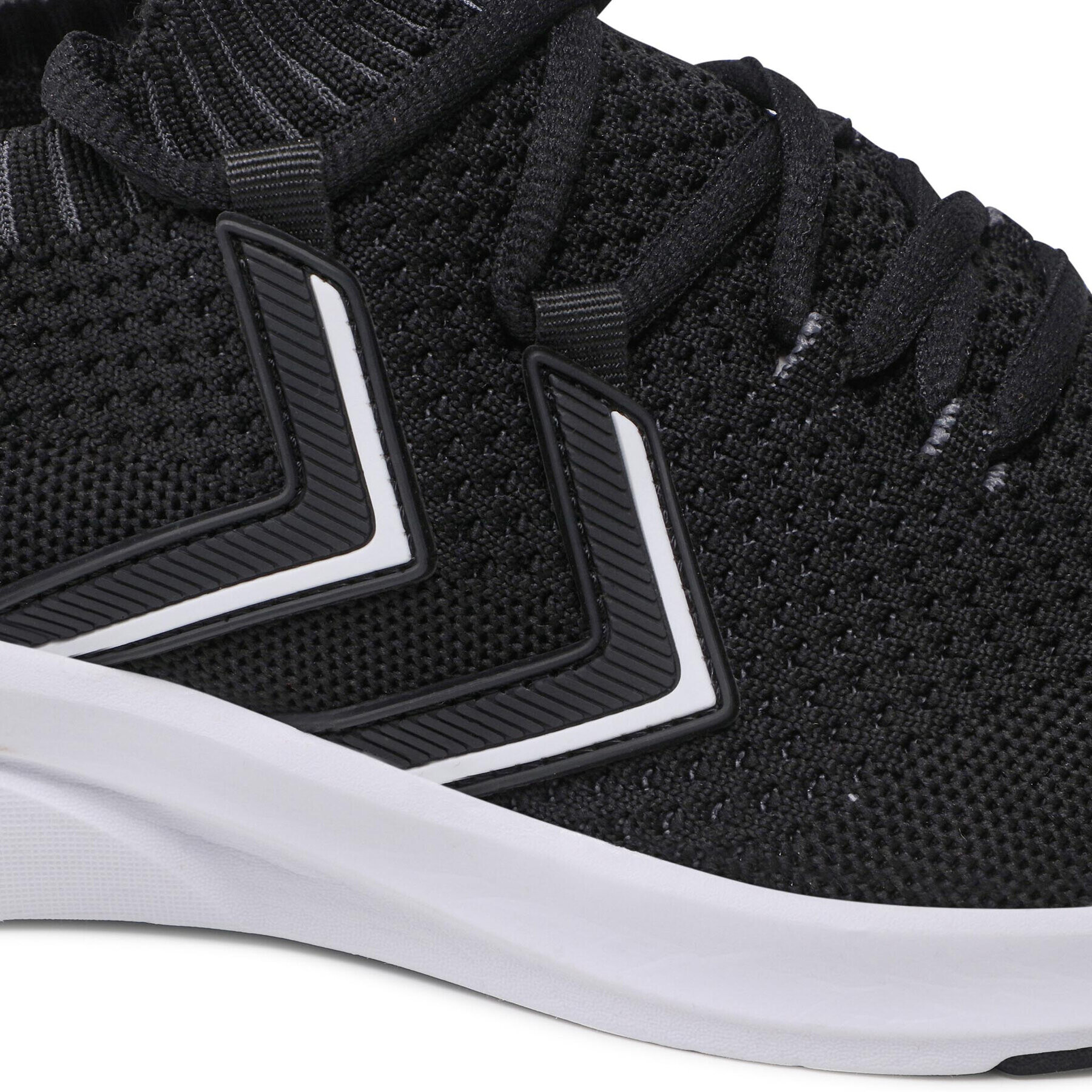 Hummel Обувки Flow Seamless 213102-2001 Черен - Pepit.bg