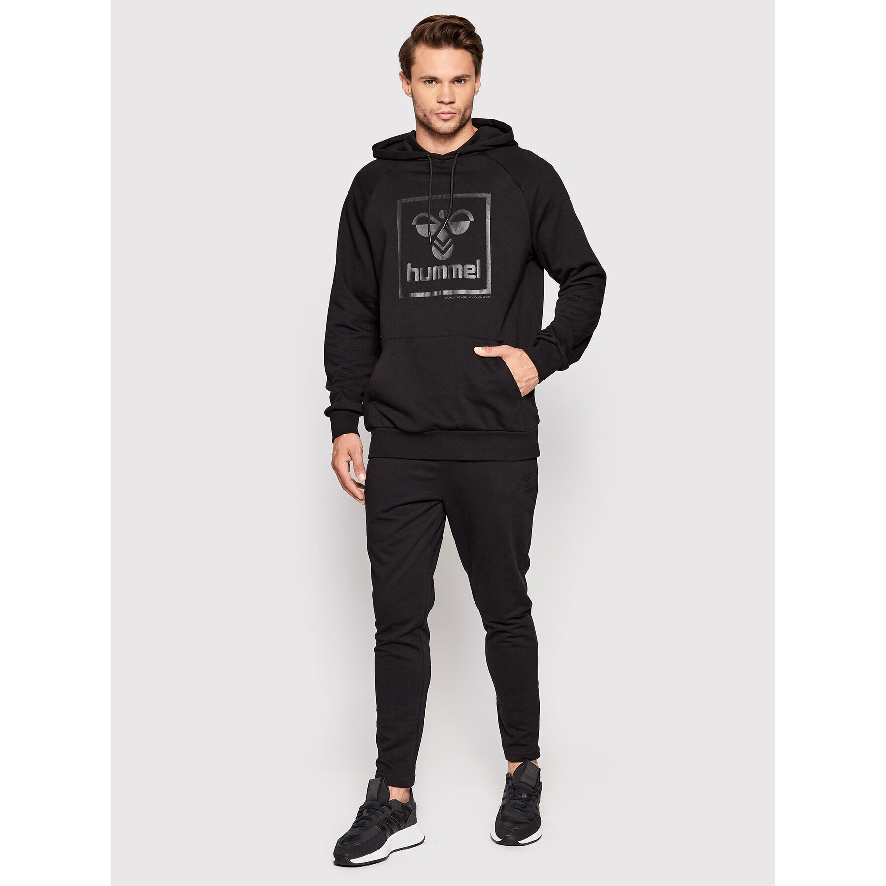 Hummel Суитшърт 214333 Черен Regular Fit - Pepit.bg