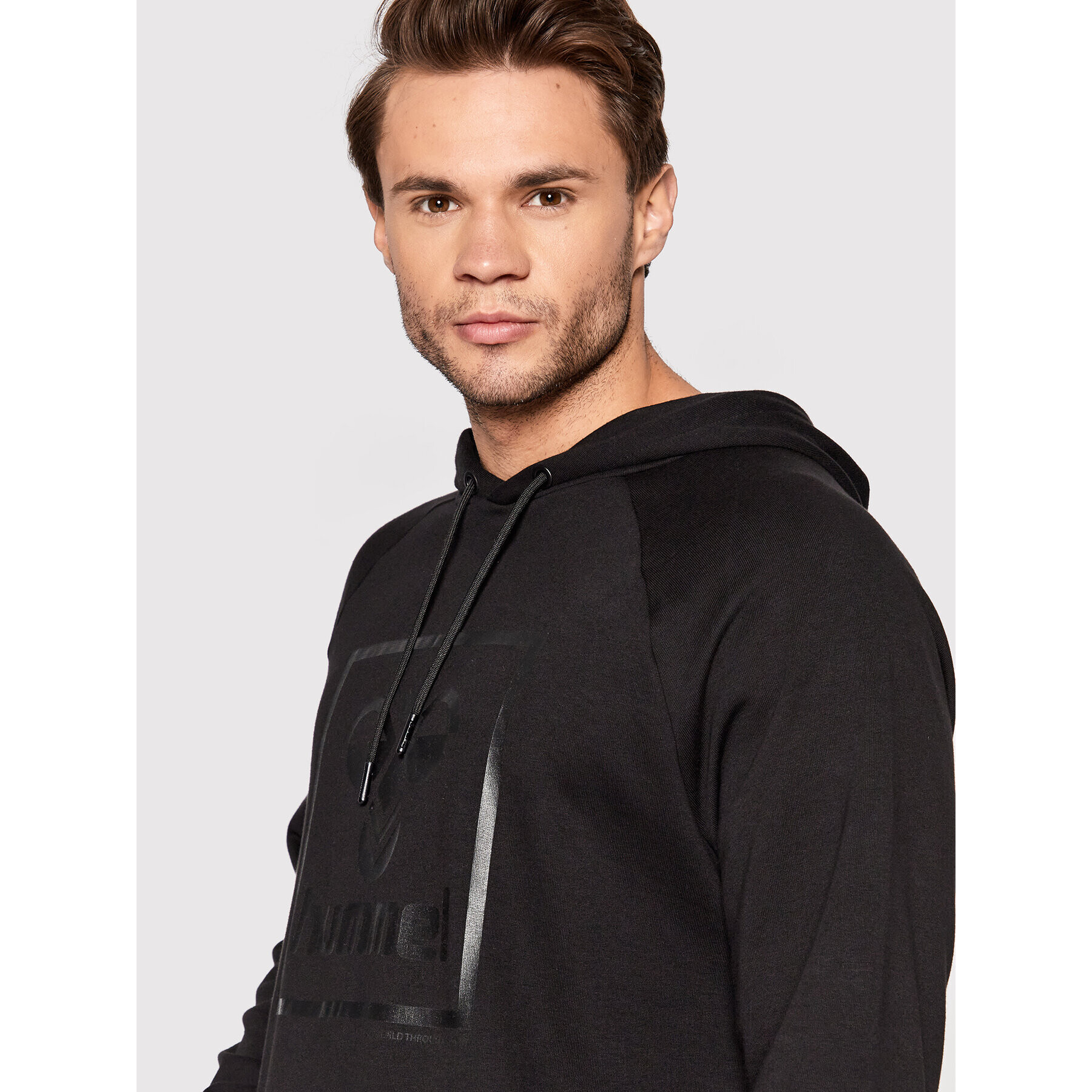 Hummel Суитшърт 214333 Черен Regular Fit - Pepit.bg