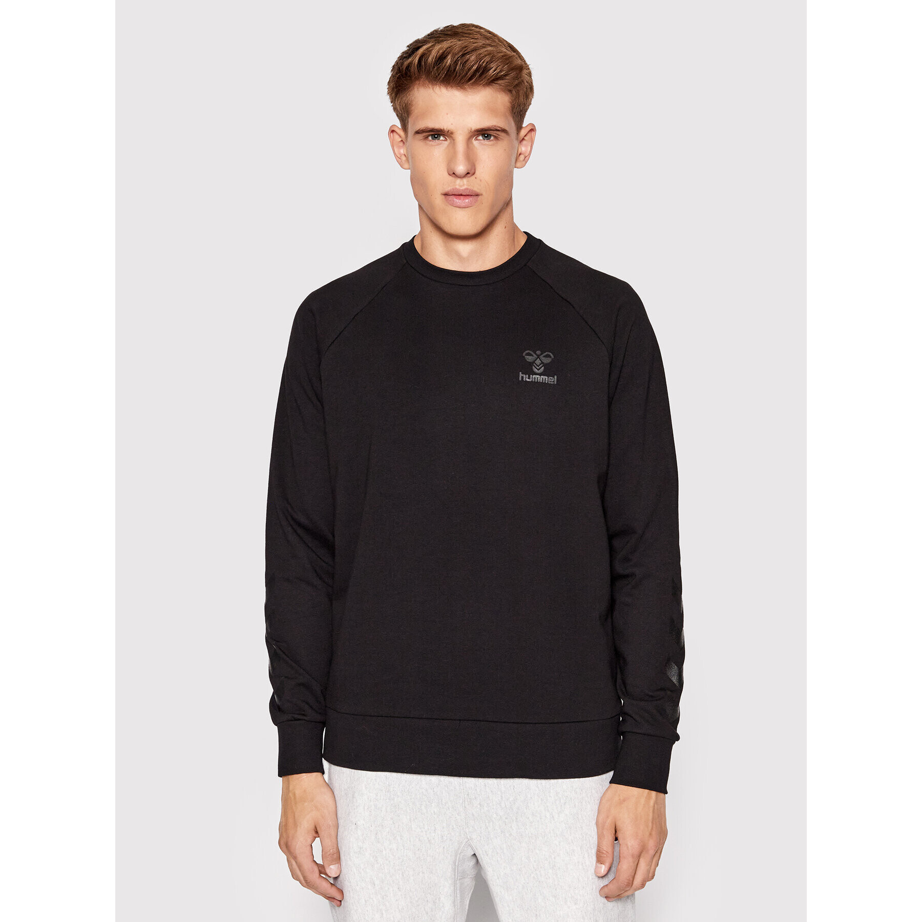 Hummel Суитшърт Isam 2.0 214332 Черен Regular Fit - Pepit.bg