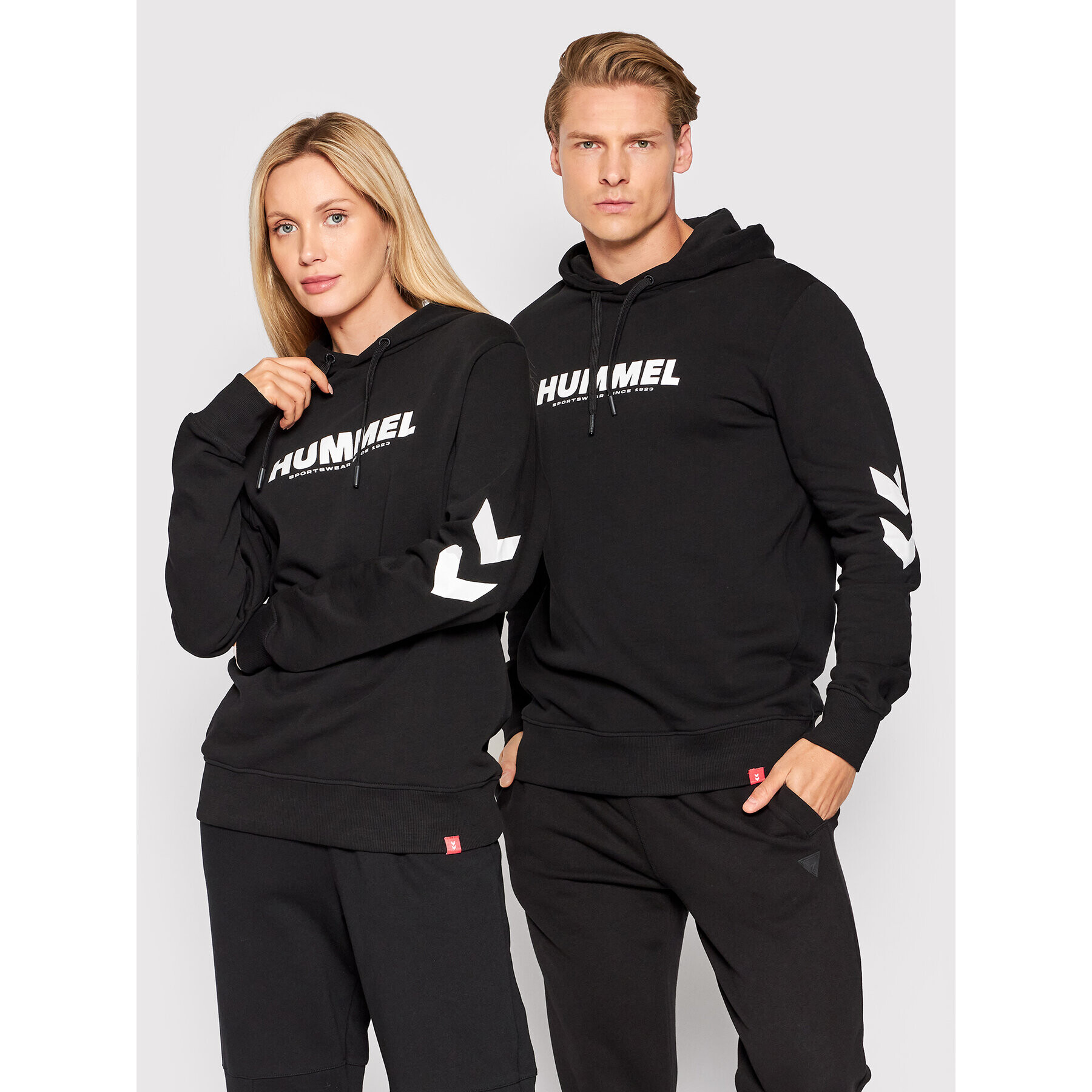 Hummel Суитшърт Unisex Legacy 214172 Черен Regular Fit - Pepit.bg