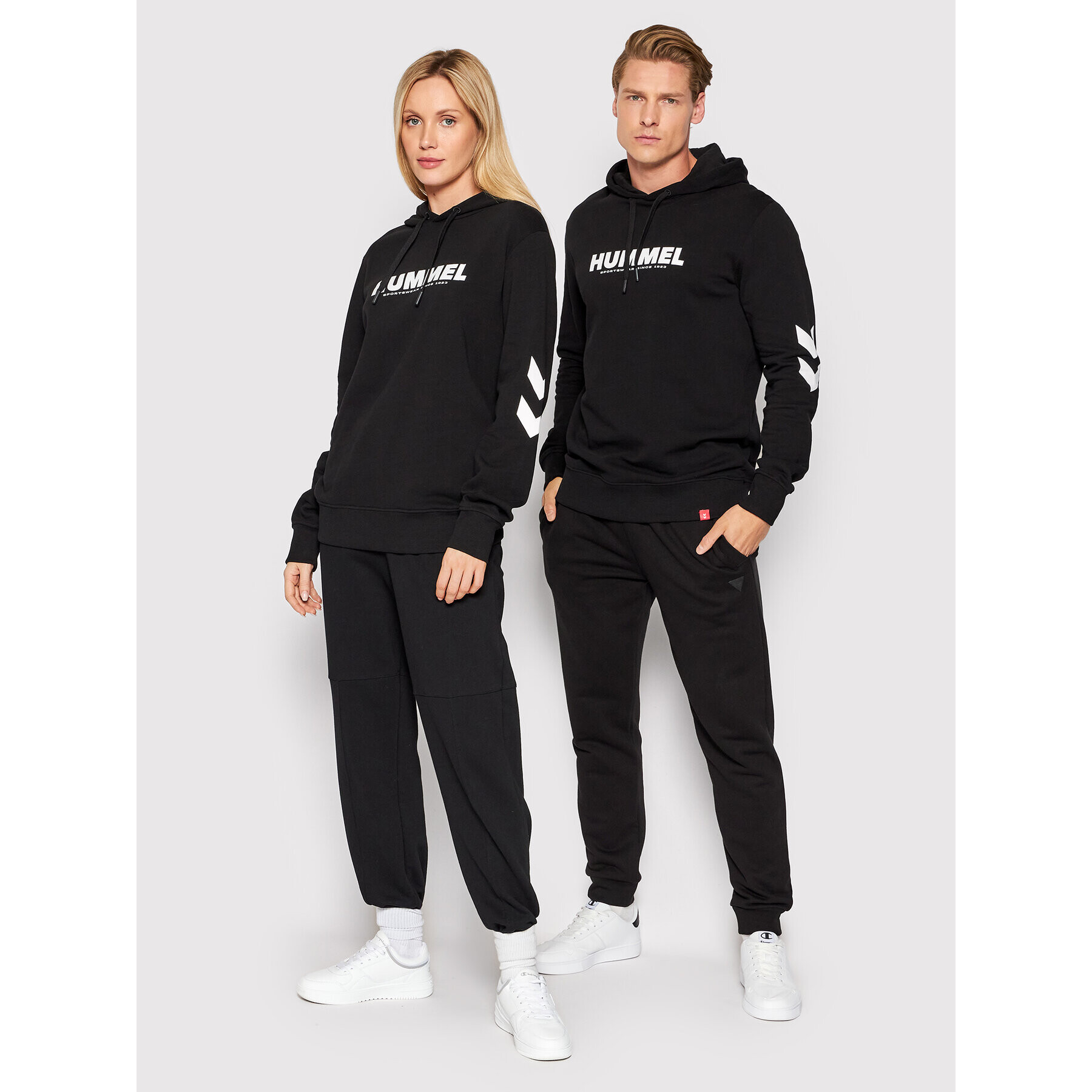 Hummel Суитшърт Unisex Legacy 214172 Черен Regular Fit - Pepit.bg