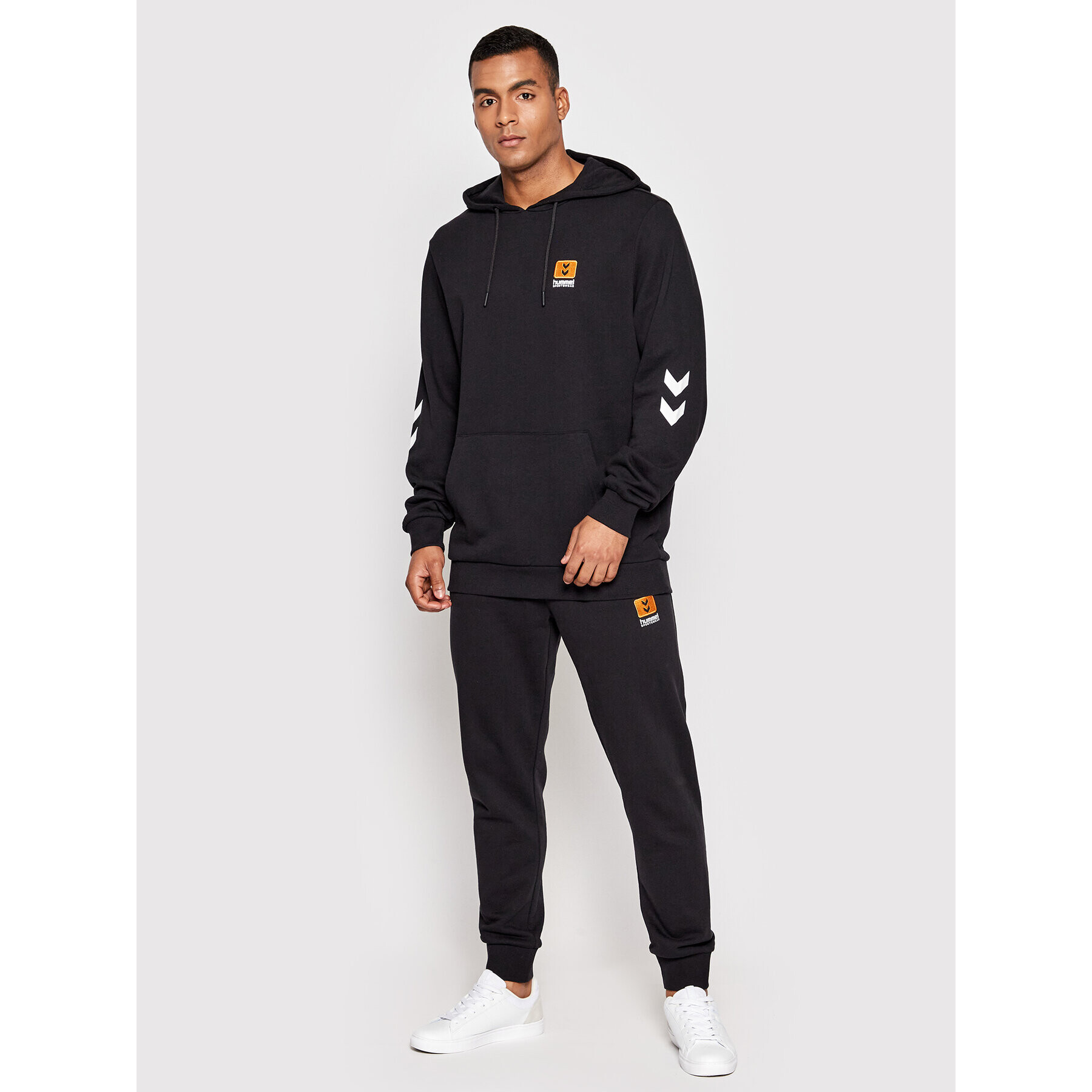 Hummel Суитшърт Unisex Legacy Liam 213723 Черен Regular Fit - Pepit.bg