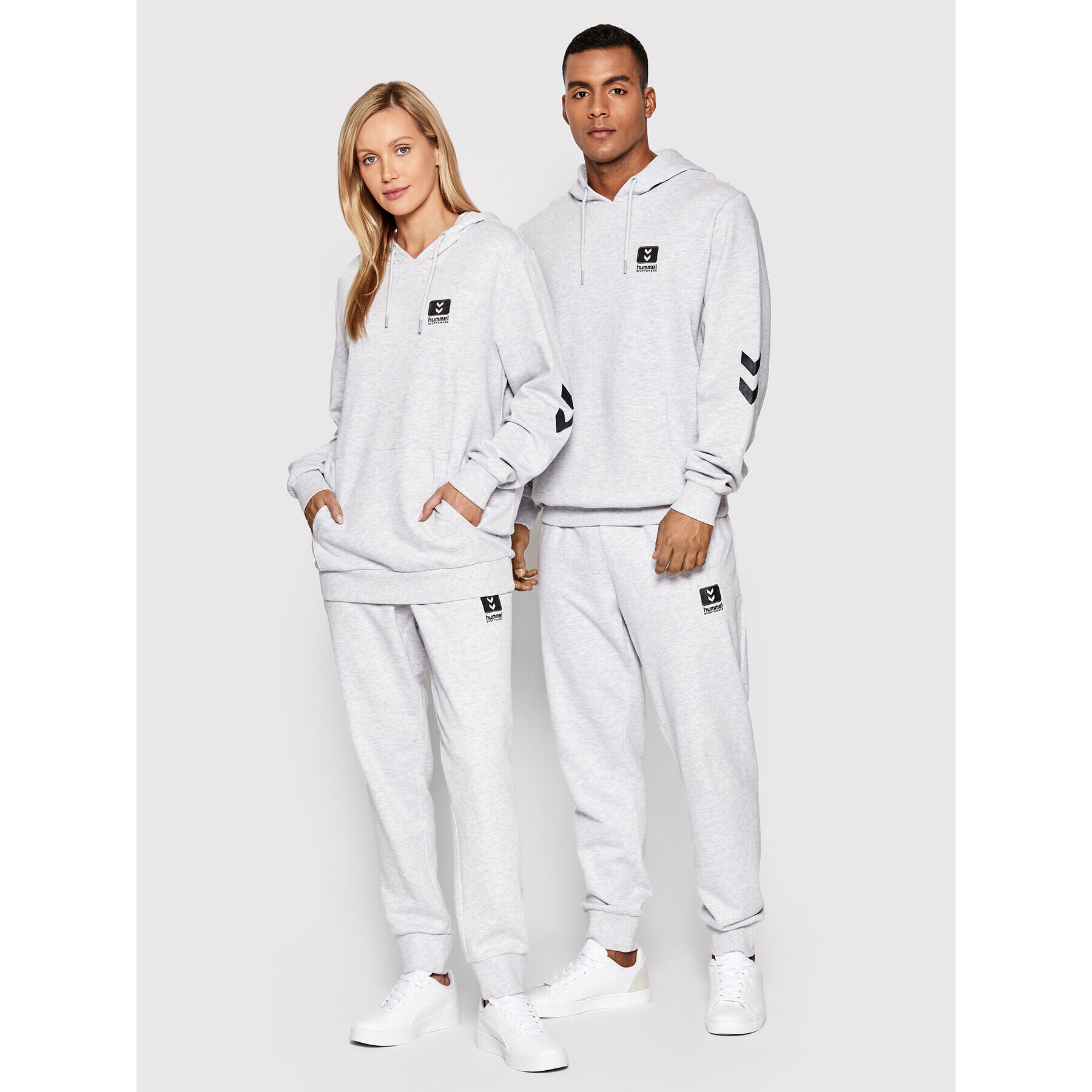 Hummel Суитшърт Unisex Legacy Liam 213723 Сив Regular Fit - Pepit.bg