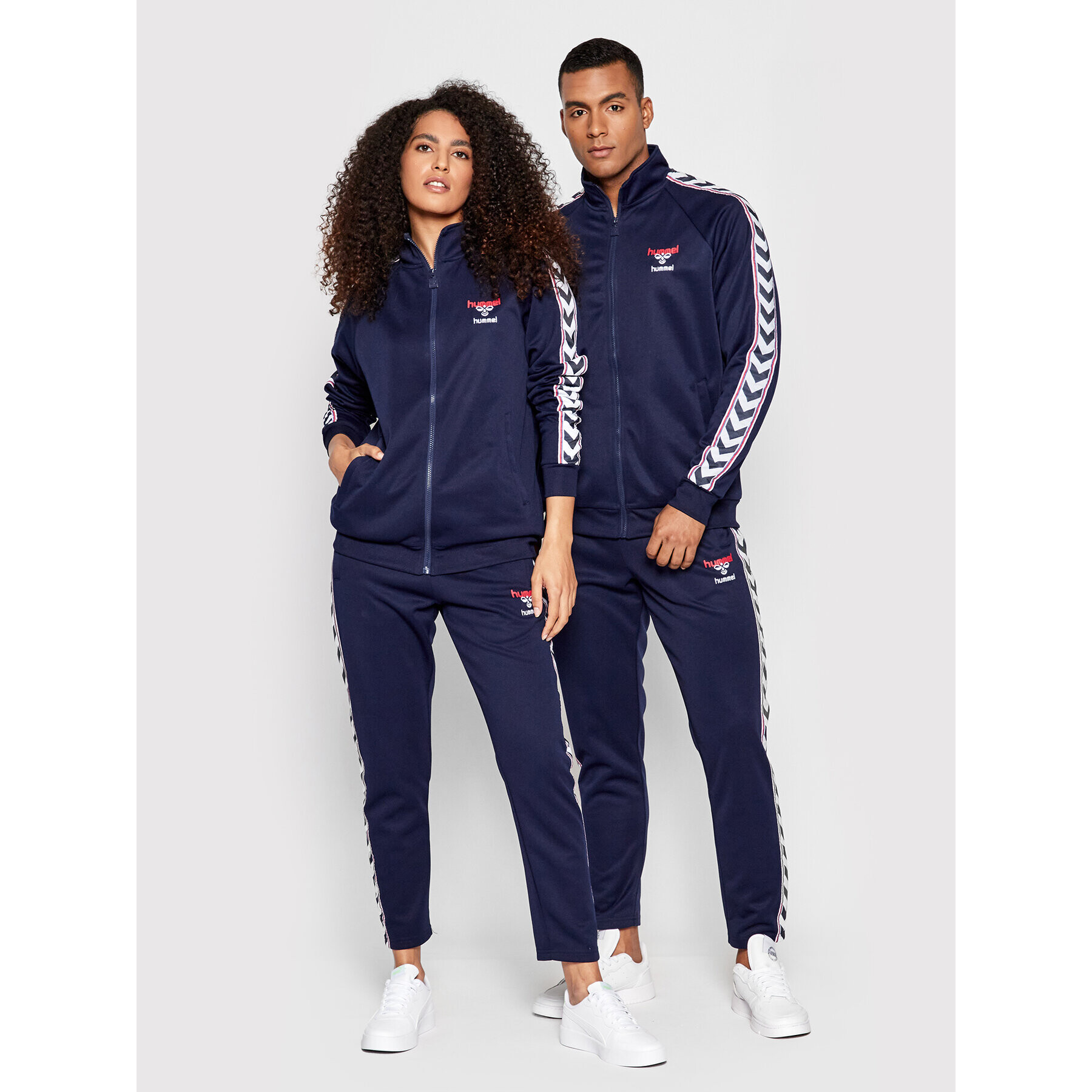 Hummel Суитшърт Unisex Lerby Poly 214309 Тъмносин Regular Fit - Pepit.bg