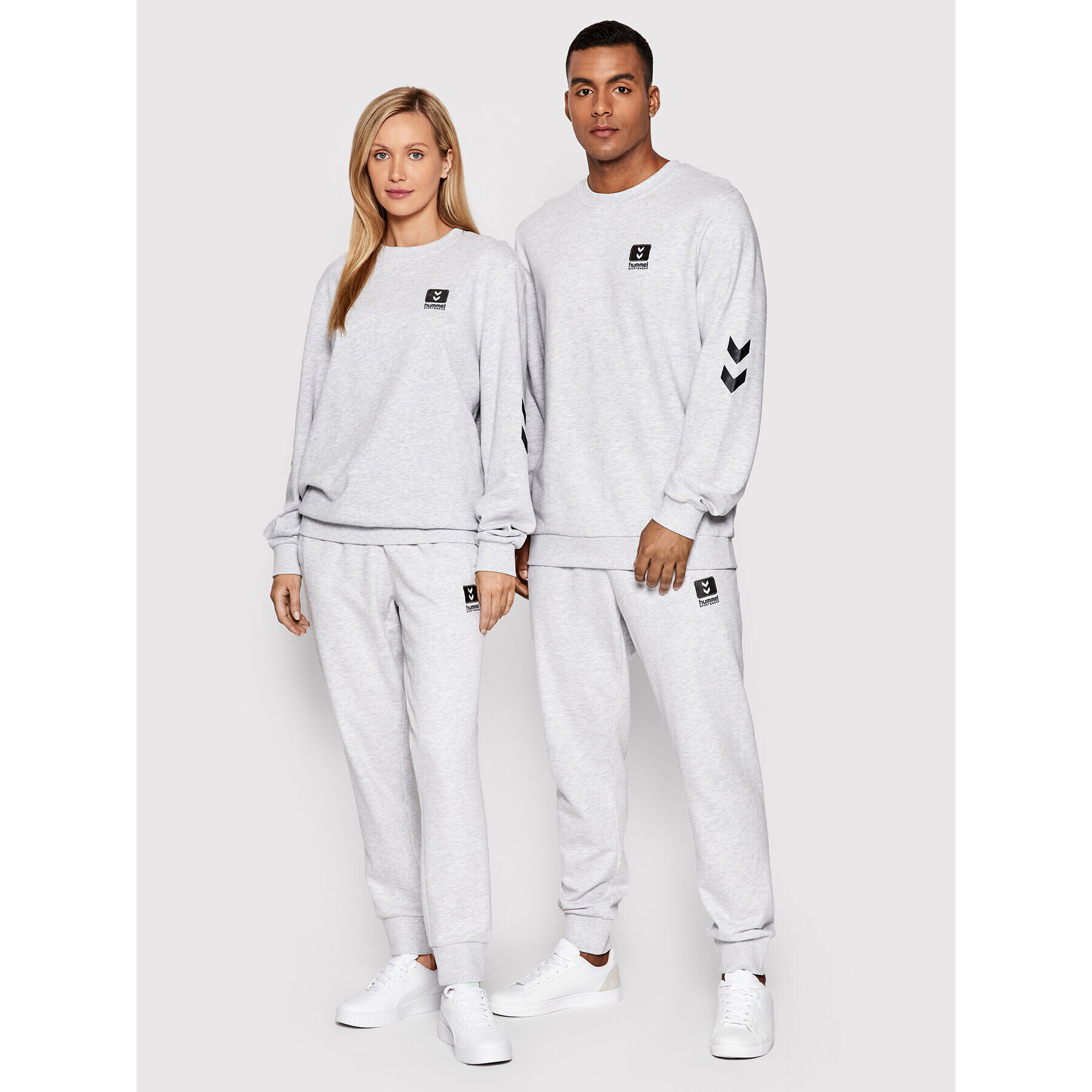 Hummel Суитшърт Unisex Liam 213724 Сив Regular Fit - Pepit.bg