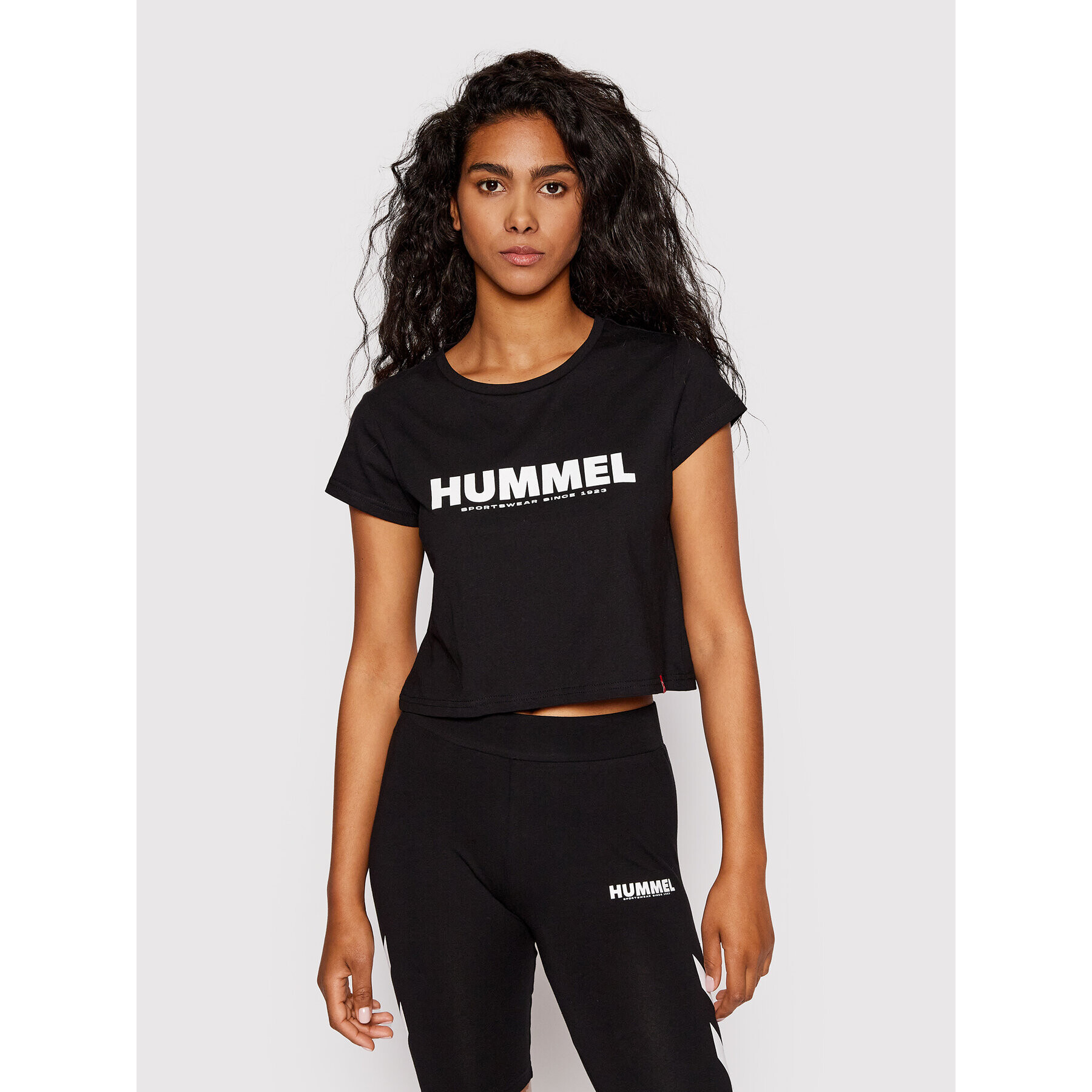 Hummel Тишърт Legacy 212560 Черен Relaxed Fit - Pepit.bg