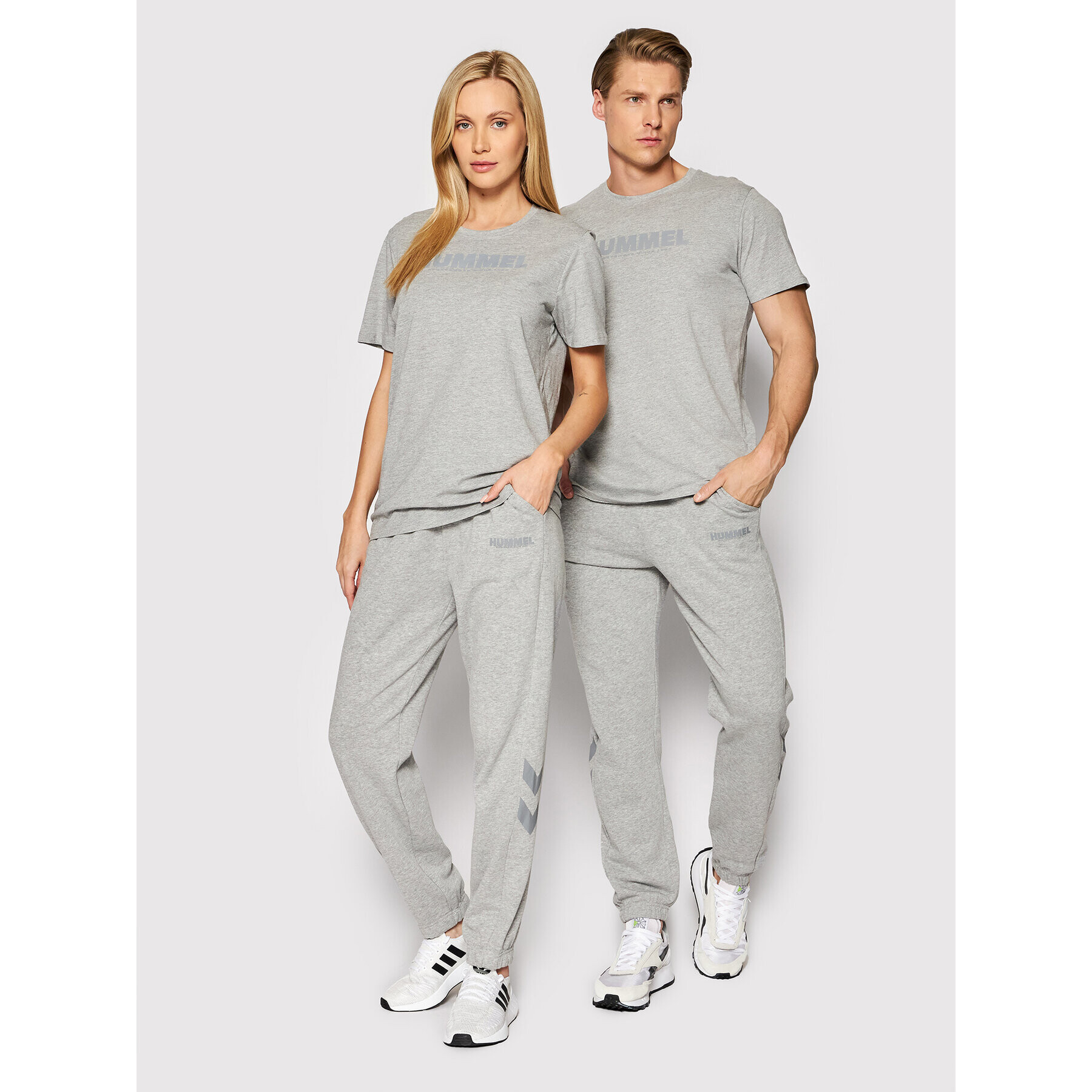 Hummel Тишърт Unisex Legacy 212569 Сив Regular Fit - Pepit.bg