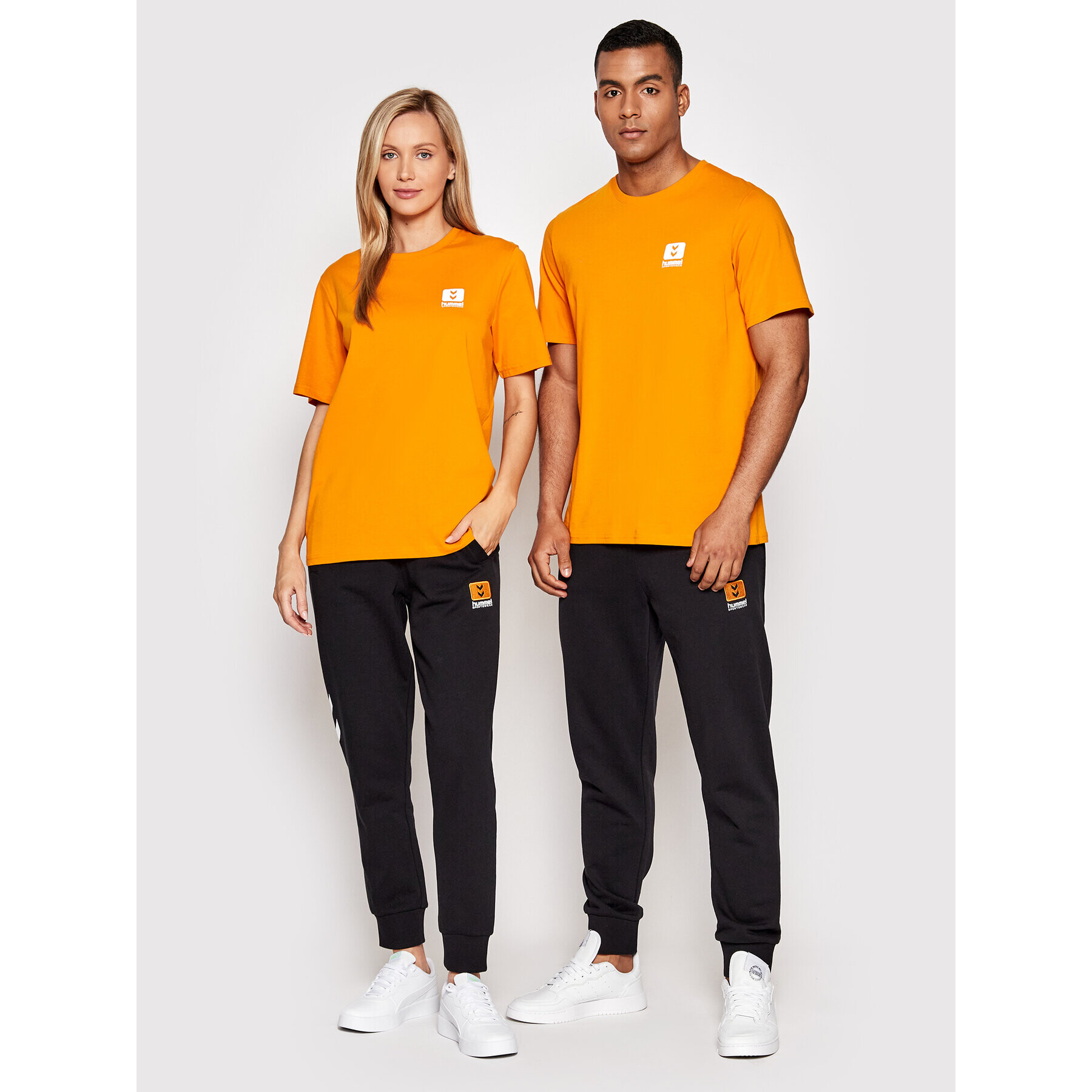 Hummel Тишърт Unisex Legacy Liam 213715 Оранжев Regular Fit - Pepit.bg