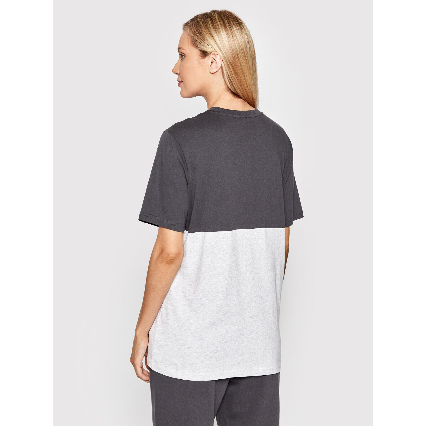 Hummel Тишърт Unisex Legacy Manfred 213716 Сив Regular Fit - Pepit.bg
