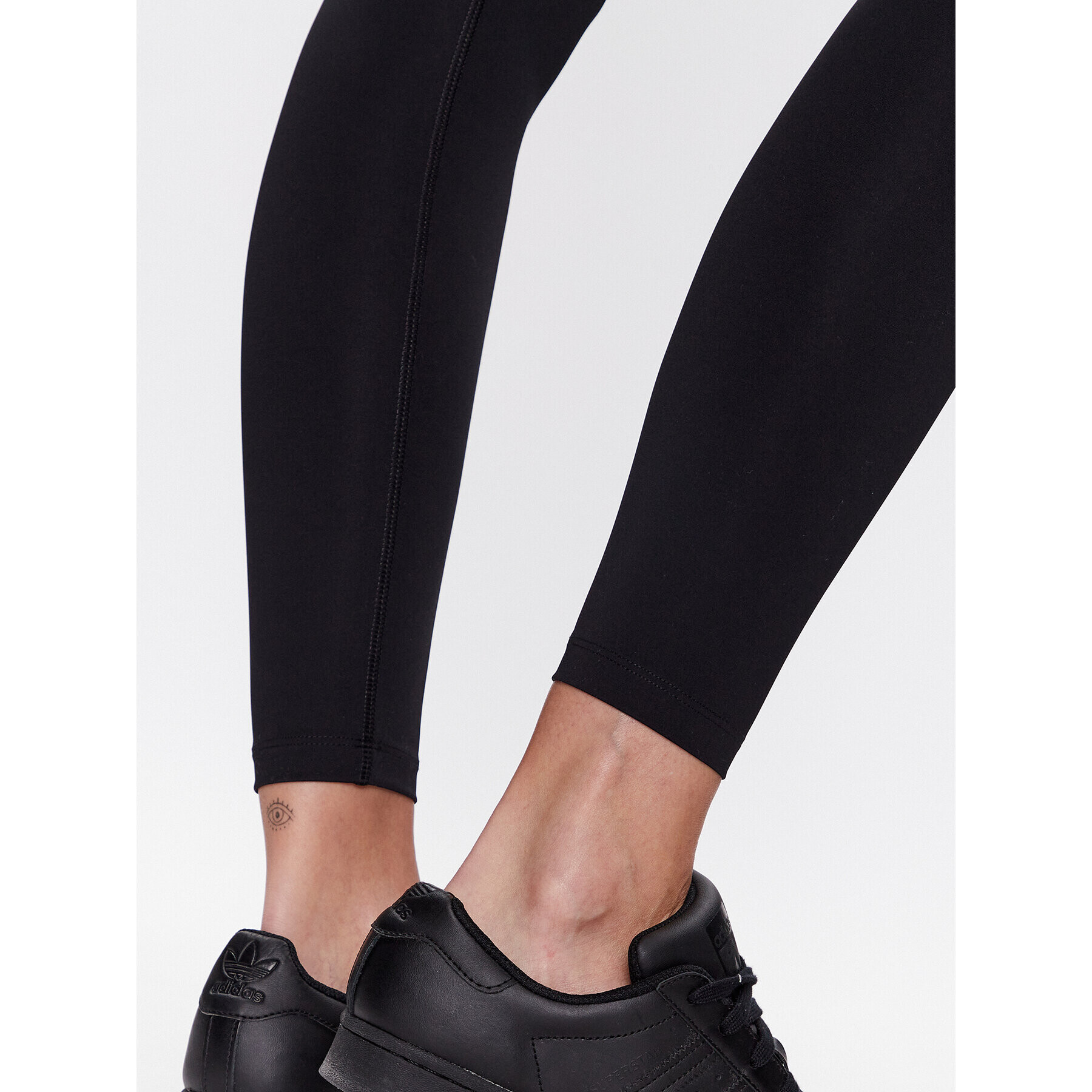 Hunkemöller Клин Cross Front 201509 Черен Slim Fit - Pepit.bg
