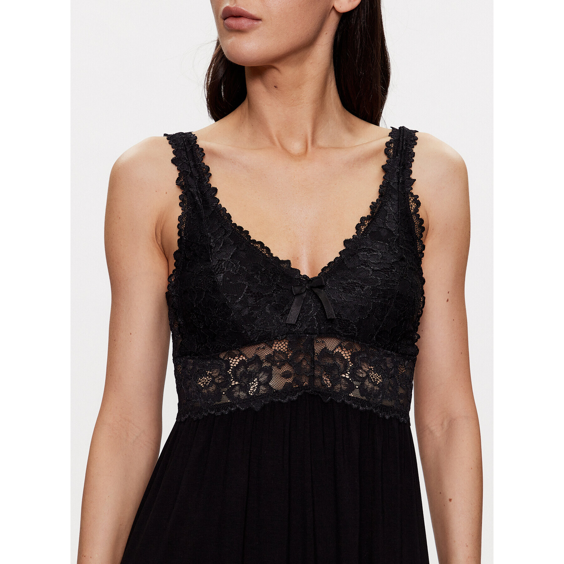 Hunkemöller Нощница Nora 175245 Черен Regular Fit - Pepit.bg