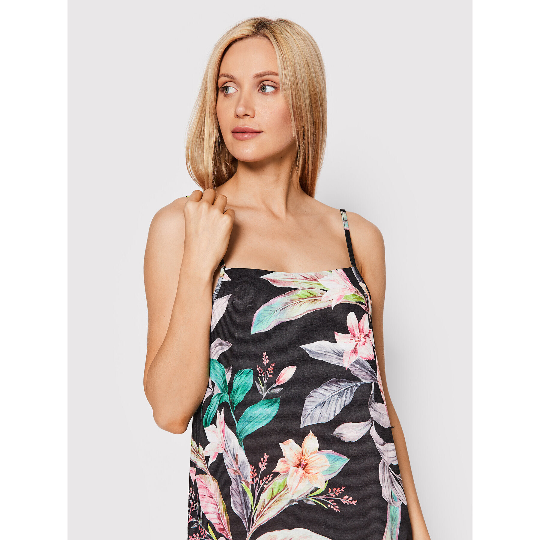 Hurley Лятна рокля Flora Slip HC0123D Цветен Regular Fit - Pepit.bg