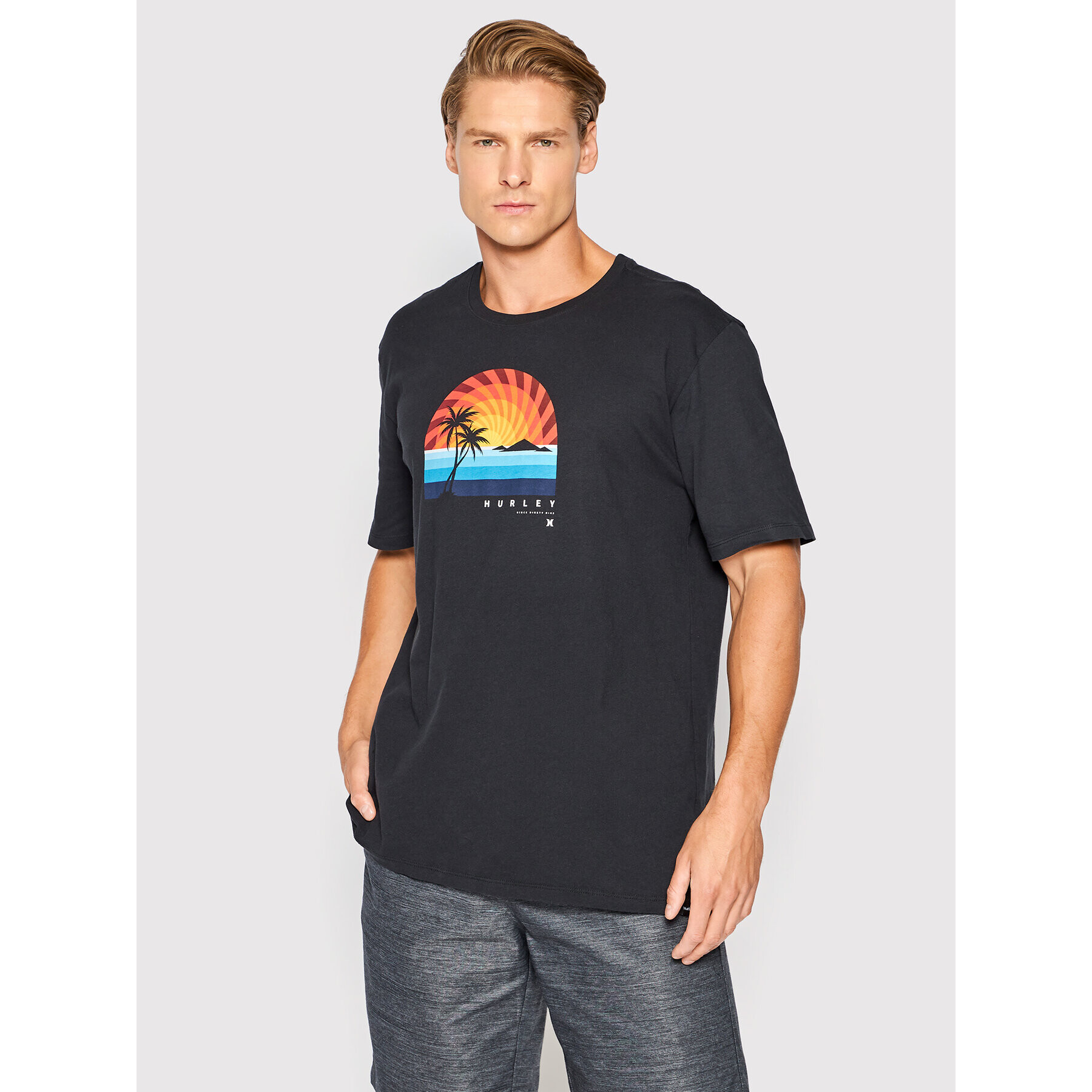Hurley Тишърт Swirlst MTS0030090 Черен Regular Fit - Pepit.bg
