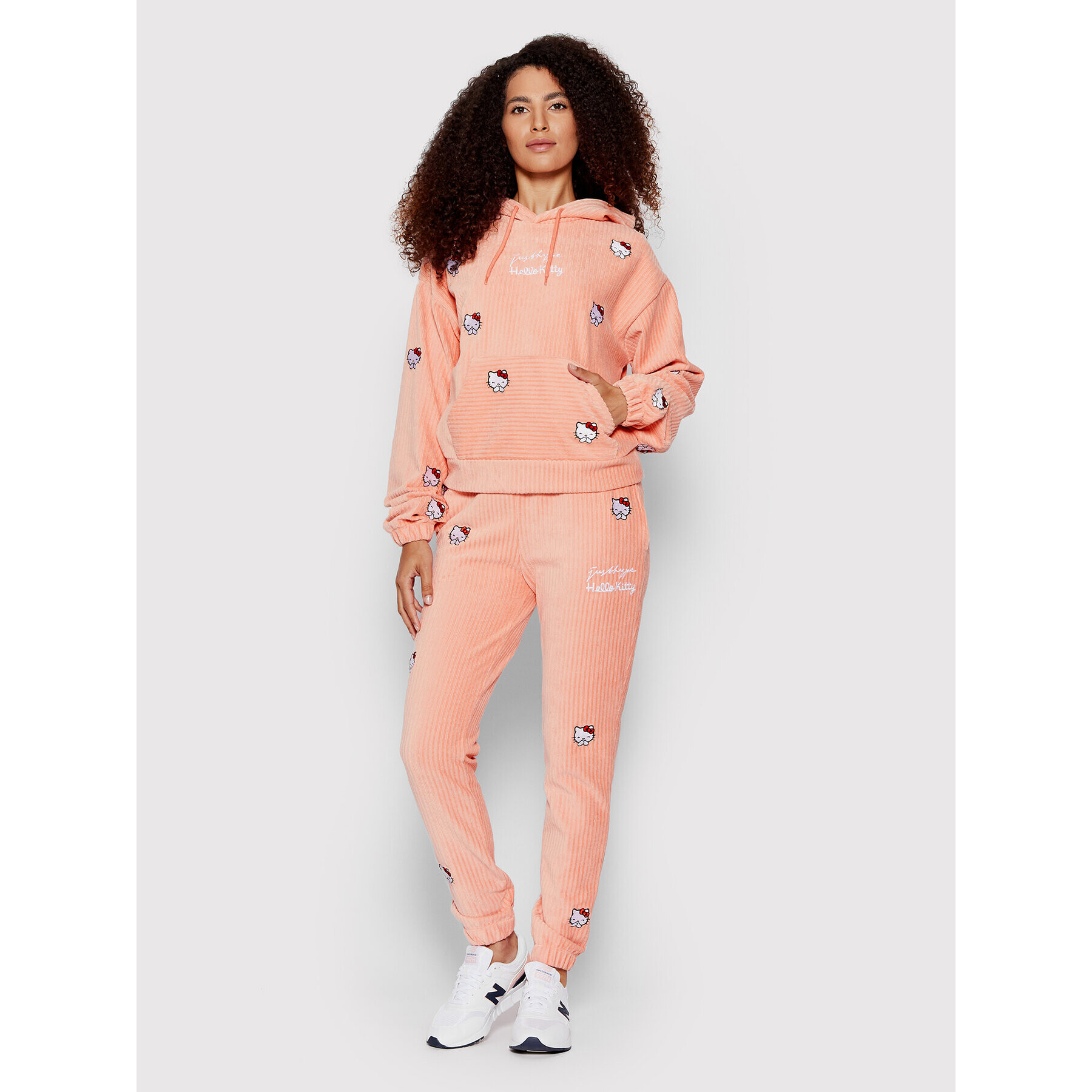 HYPE Суитшърт HELLO KITTY TWAO-2094 Розов Regular Fit - Pepit.bg
