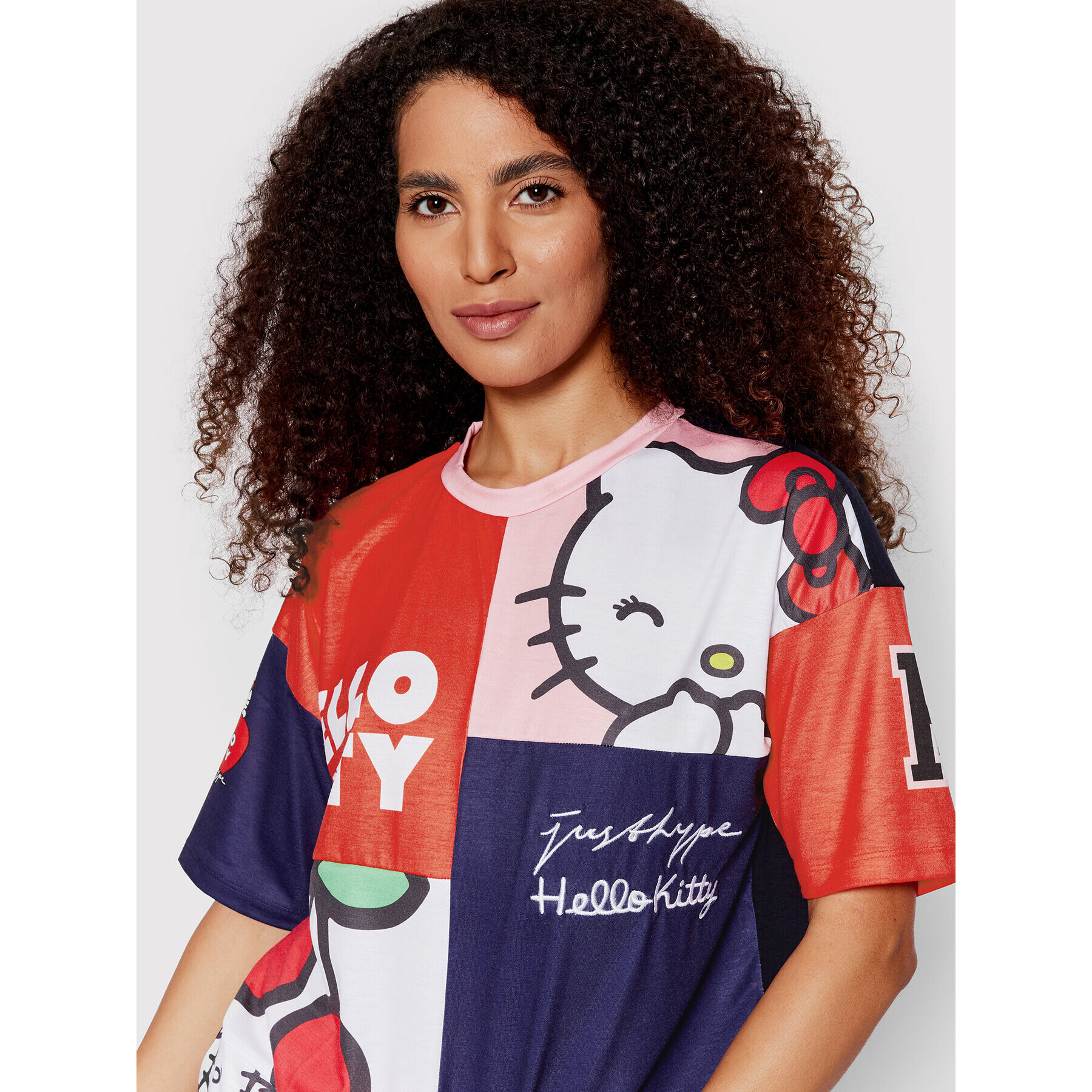 HYPE Тишърт HELLO KITTY TWAO-2076 Цветен Regular Fit - Pepit.bg