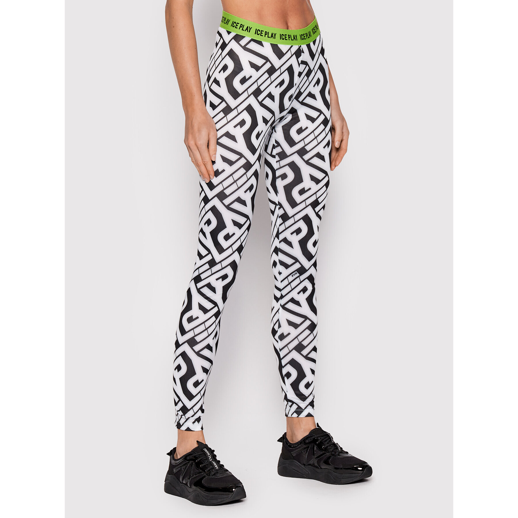 Ice Play Клин 22I U2M0 B052 6500 S911 Черен Slim Fit - Pepit.bg