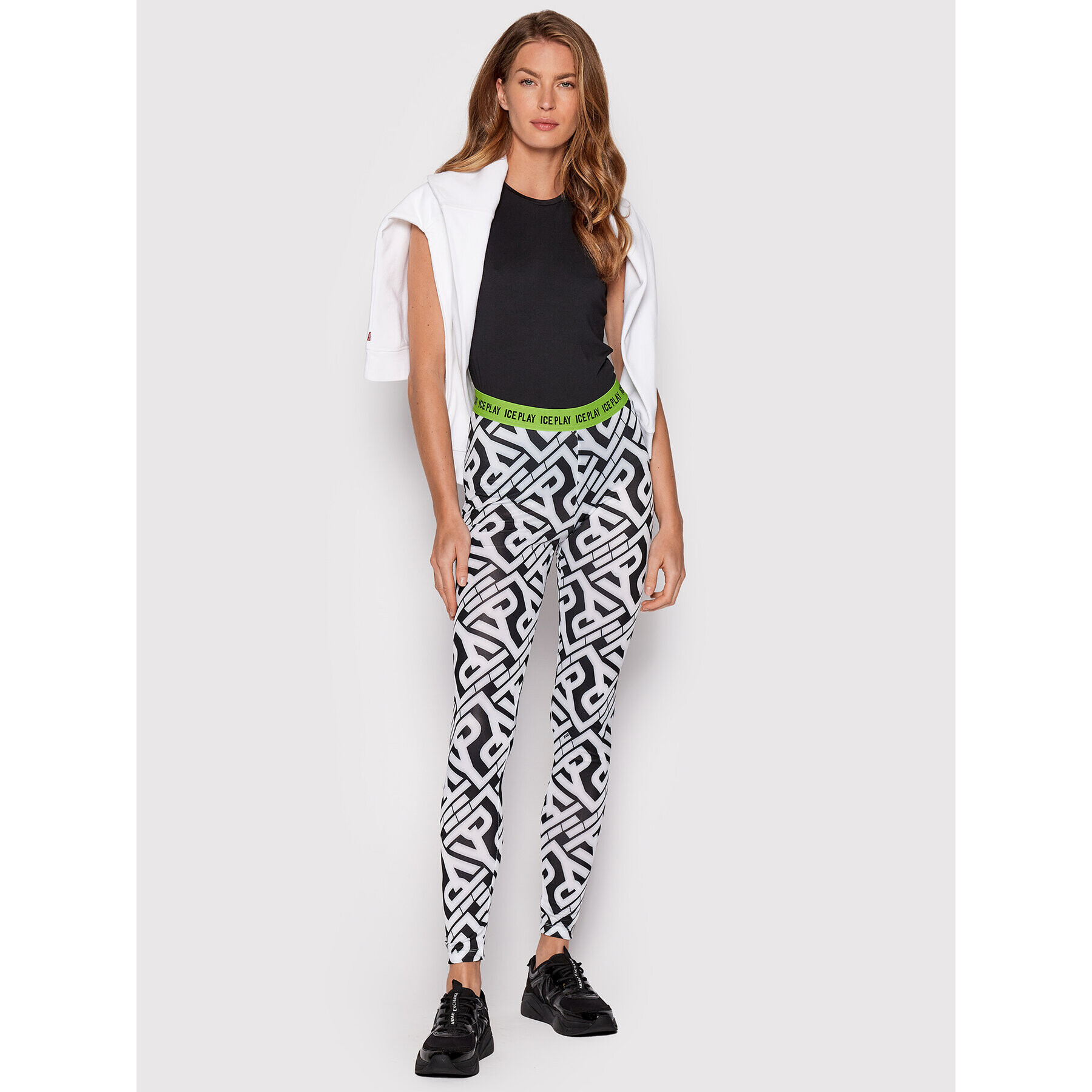 Ice Play Клин 22I U2M0 B052 6500 S911 Черен Slim Fit - Pepit.bg