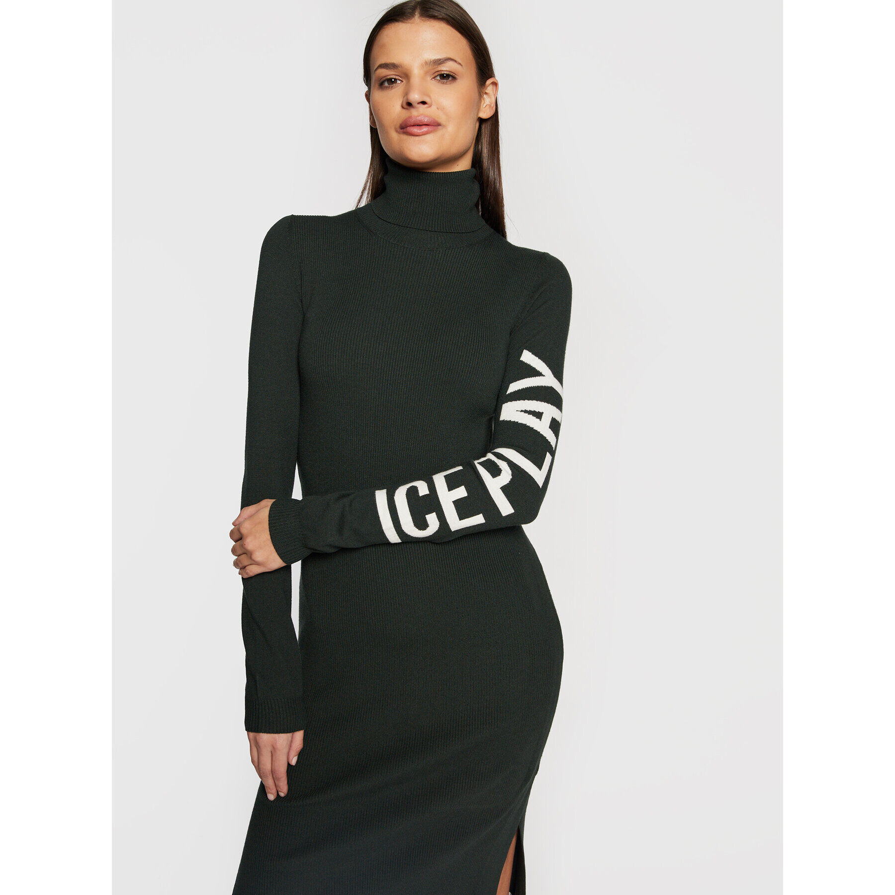 Ice Play Плетена рокля 22I U2M0 AH03 9012 5676 Зелен Slim Fit - Pepit.bg