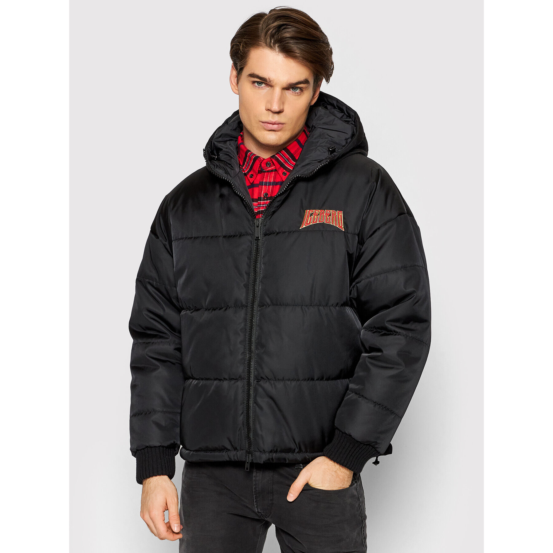 Iceberg Пухено яке 21II1P0J0705347 Черен Regular Fit - Pepit.bg