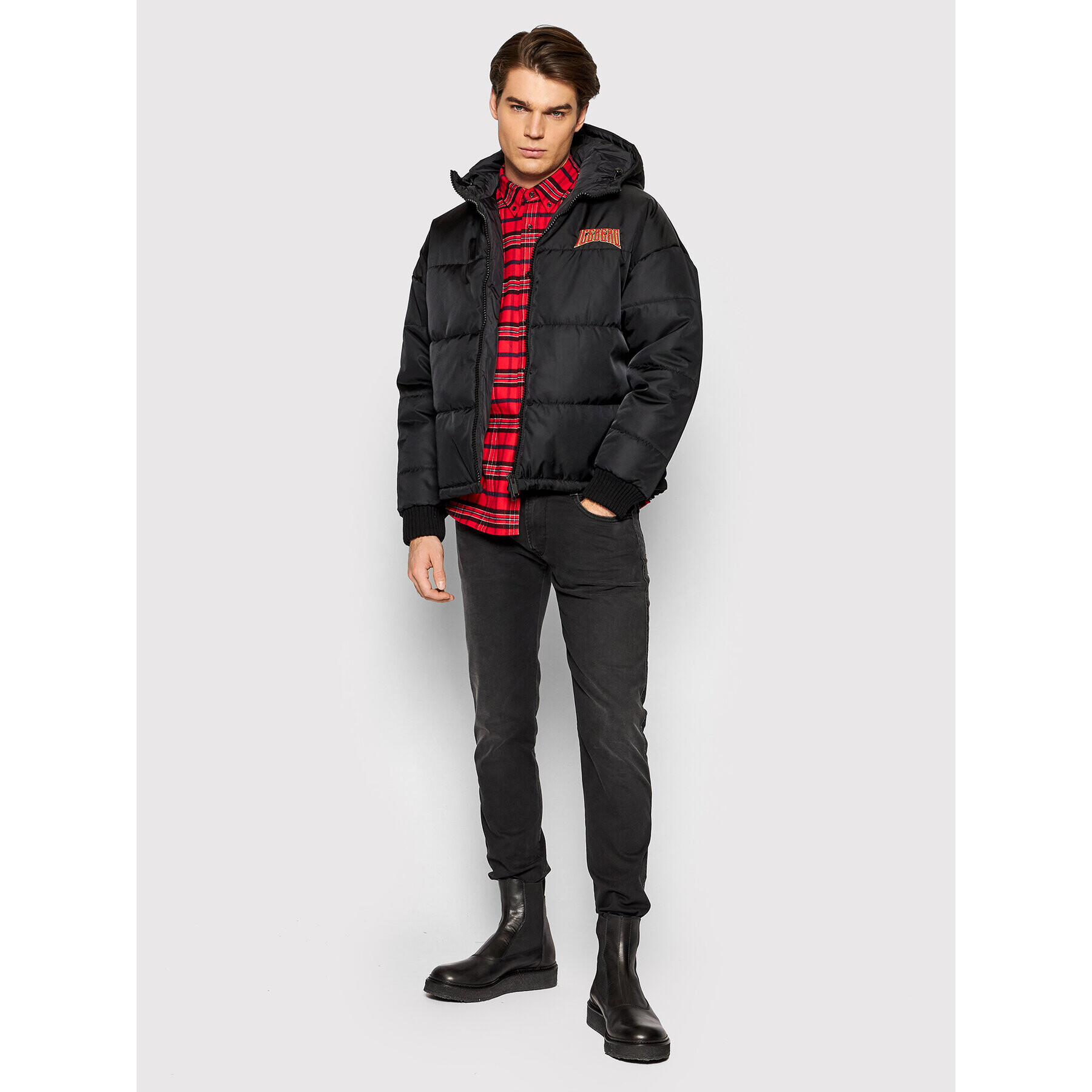 Iceberg Пухено яке 21II1P0J0705347 Черен Regular Fit - Pepit.bg