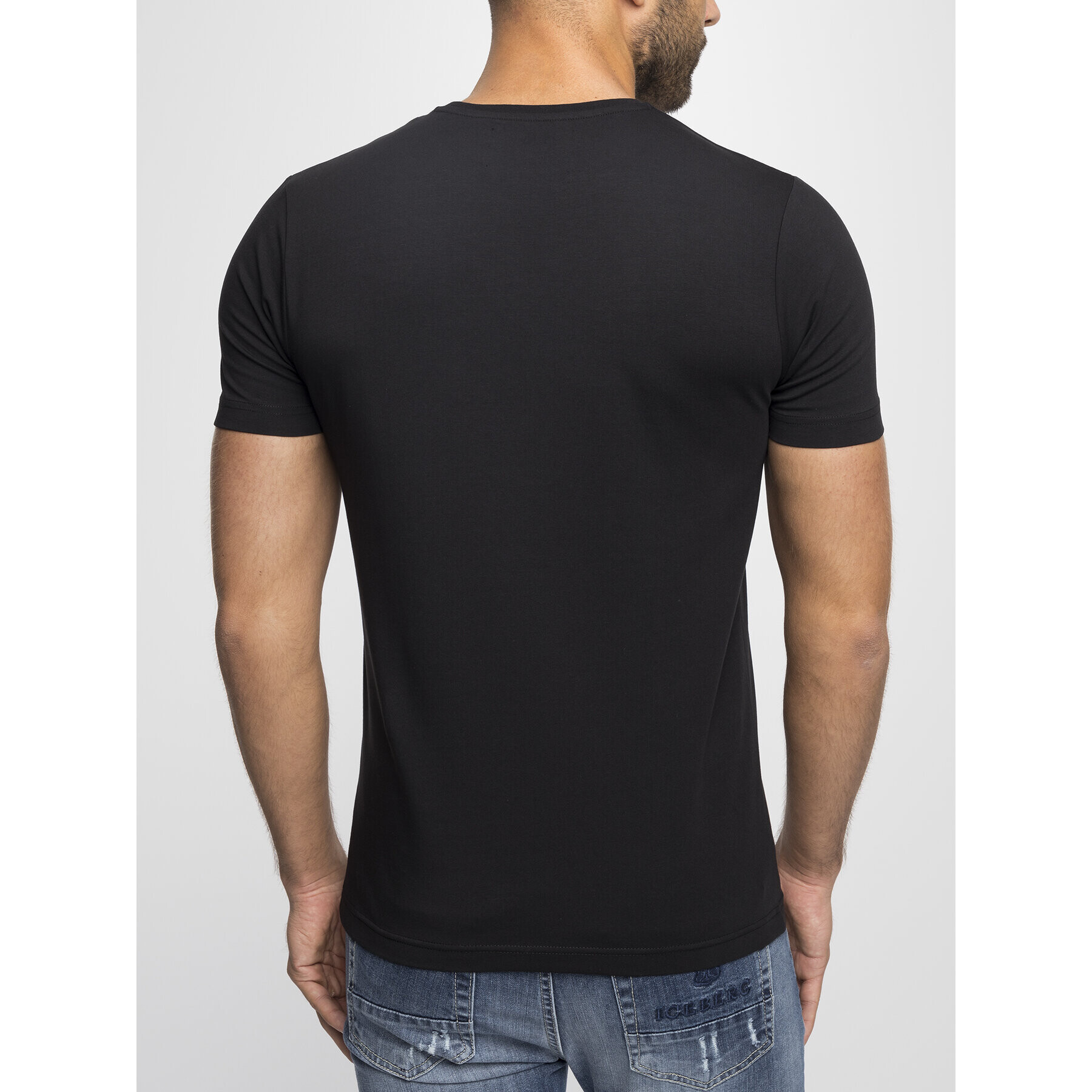 Iceberg Тишърт 19II1P0F0196309 Черен Regular Fit - Pepit.bg