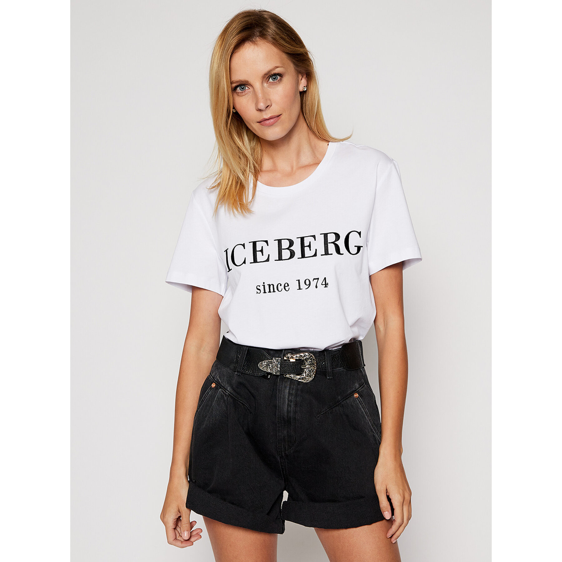 Iceberg Тишърт 20II2P0F09A6301 Бял Regular Fit - Pepit.bg