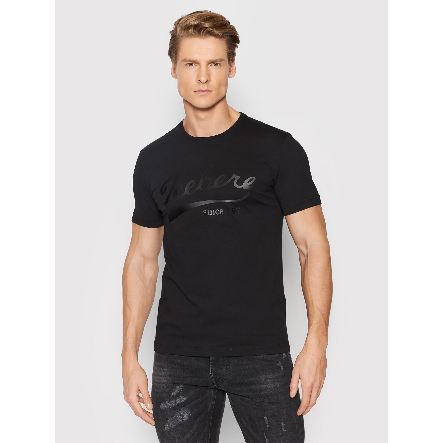 Iceberg Тишърт 22EI1P0F0106301 Черен Regular Fit - Pepit.bg