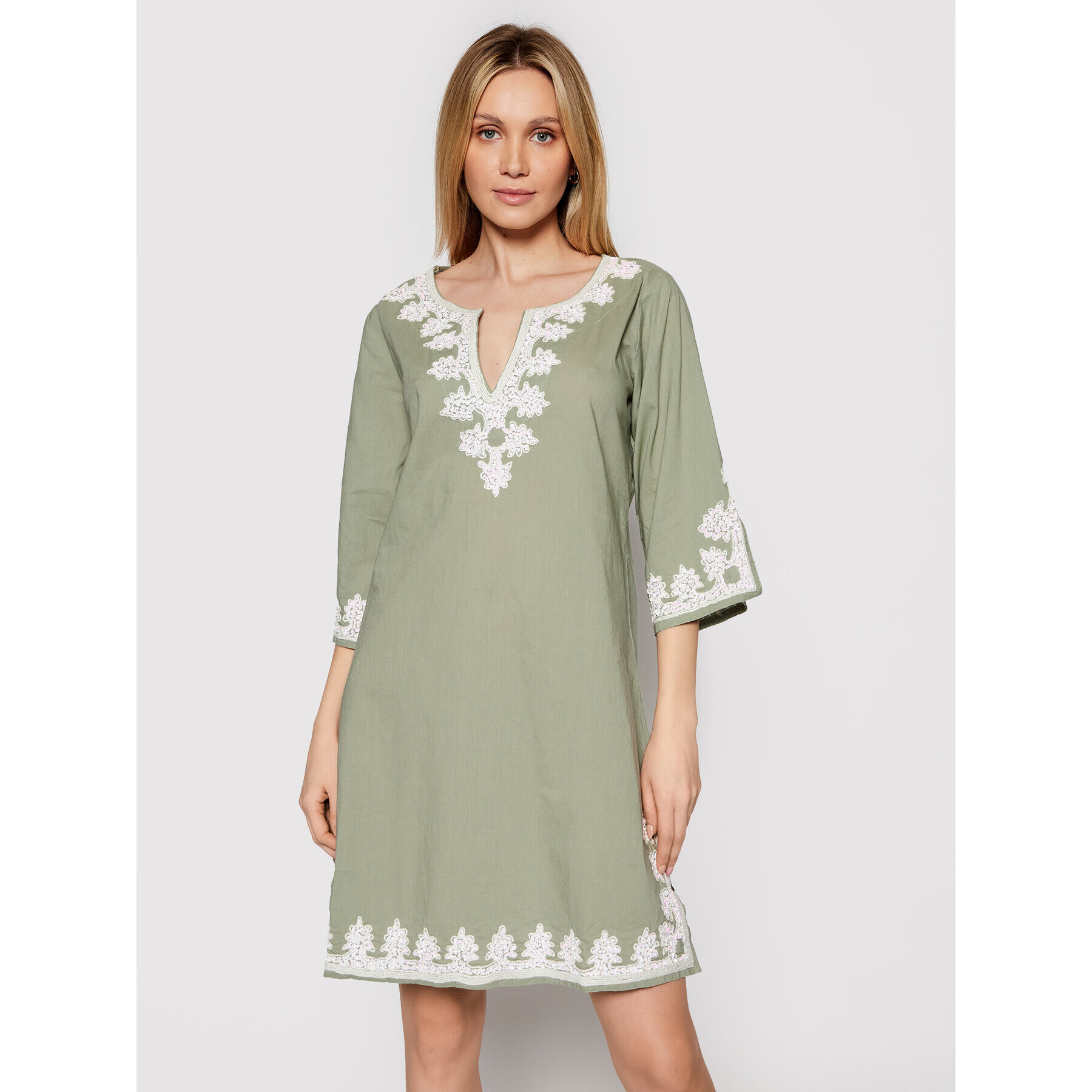 Iconique Ежедневна рокля Kaftan IC21 043 Зелен Regular Fit - Pepit.bg