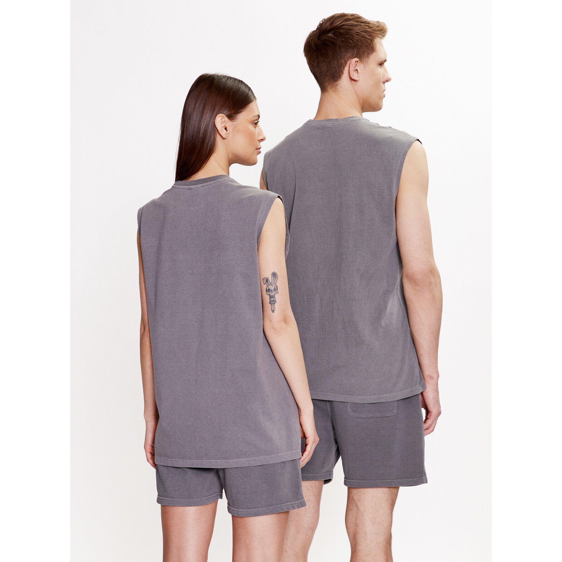 iets frans… Тишърт IF TONAL LOGO TANK 76555952 Сив Oversize - Pepit.bg