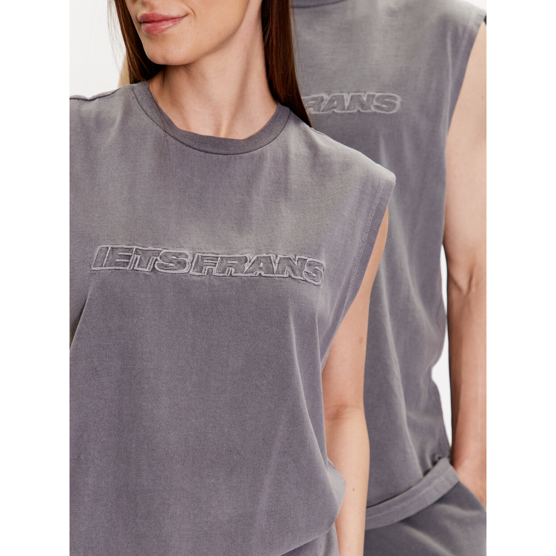 iets frans… Тишърт IF TONAL LOGO TANK 76555952 Сив Oversize - Pepit.bg