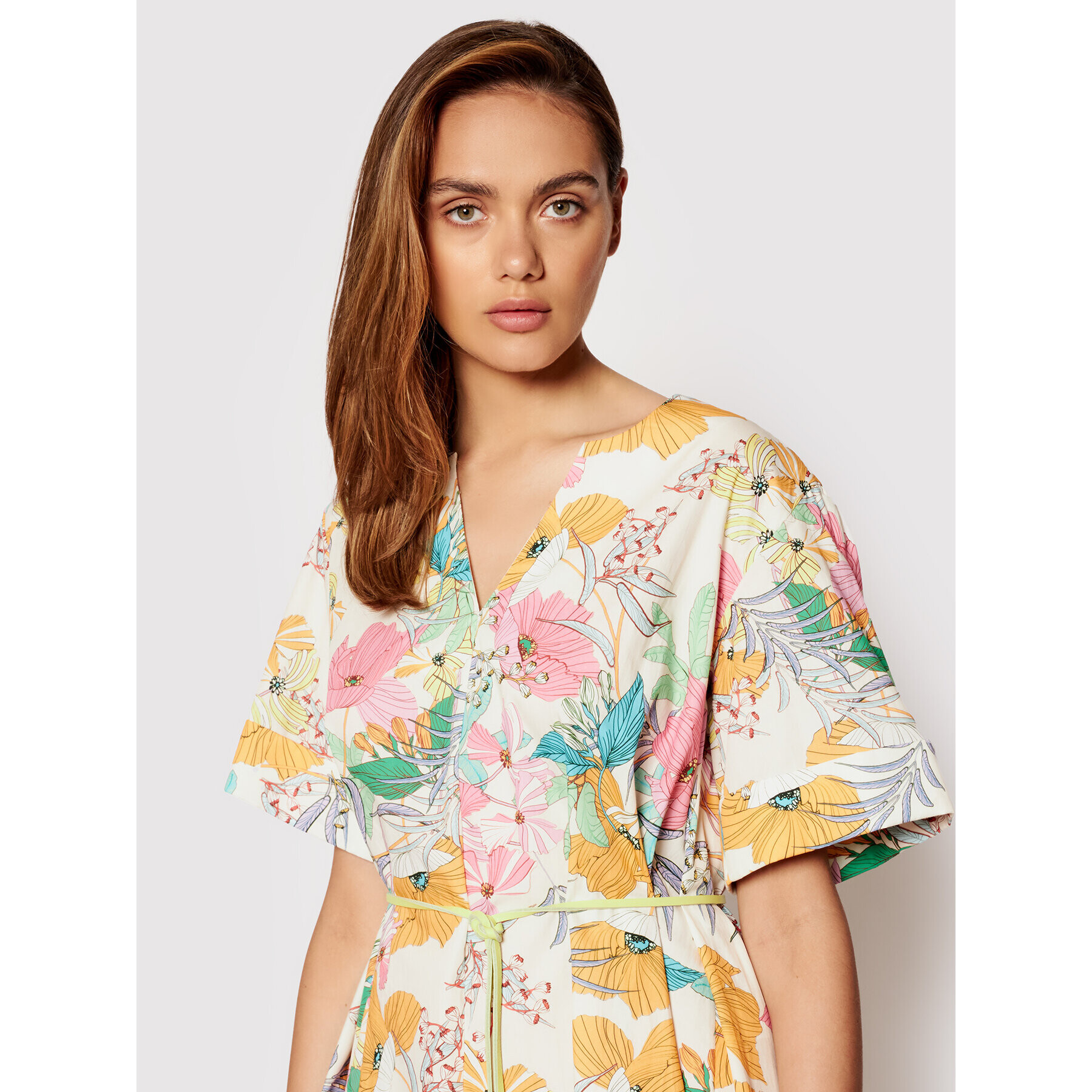 Imperial Лятна рокля AAXTBSY Бежов Relaxed Fit - Pepit.bg