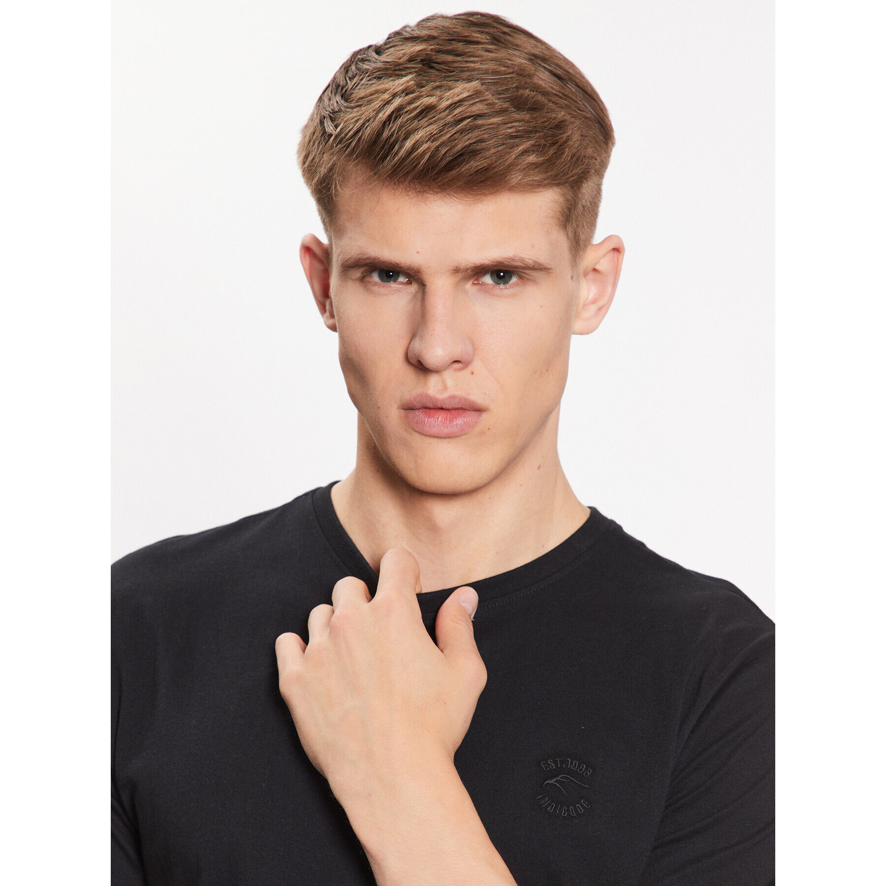 INDICODE Тишърт Axel 41-005 Черен Regular Fit - Pepit.bg