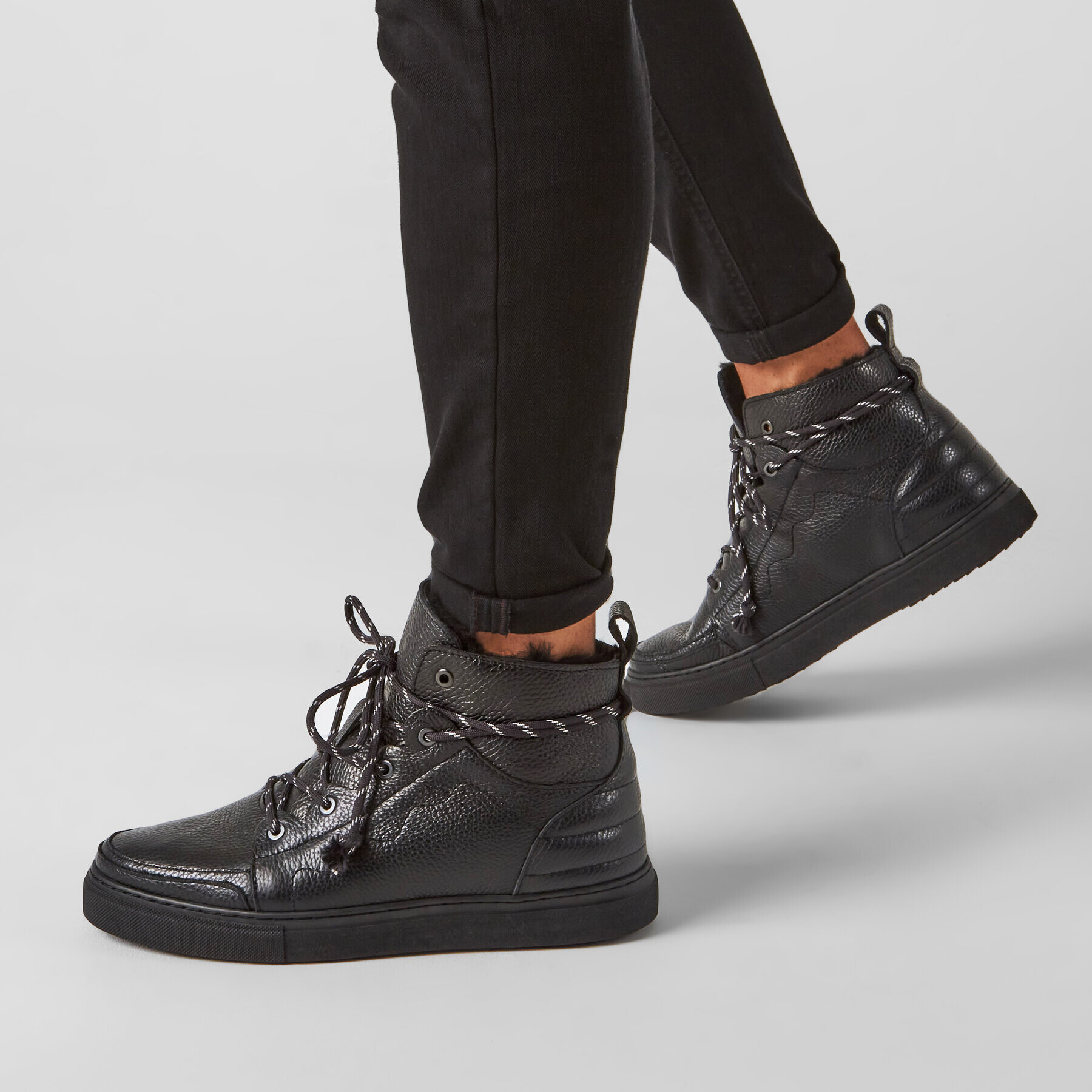 Inuikii Сникърси Sneaker 50202-056 Черен - Pepit.bg