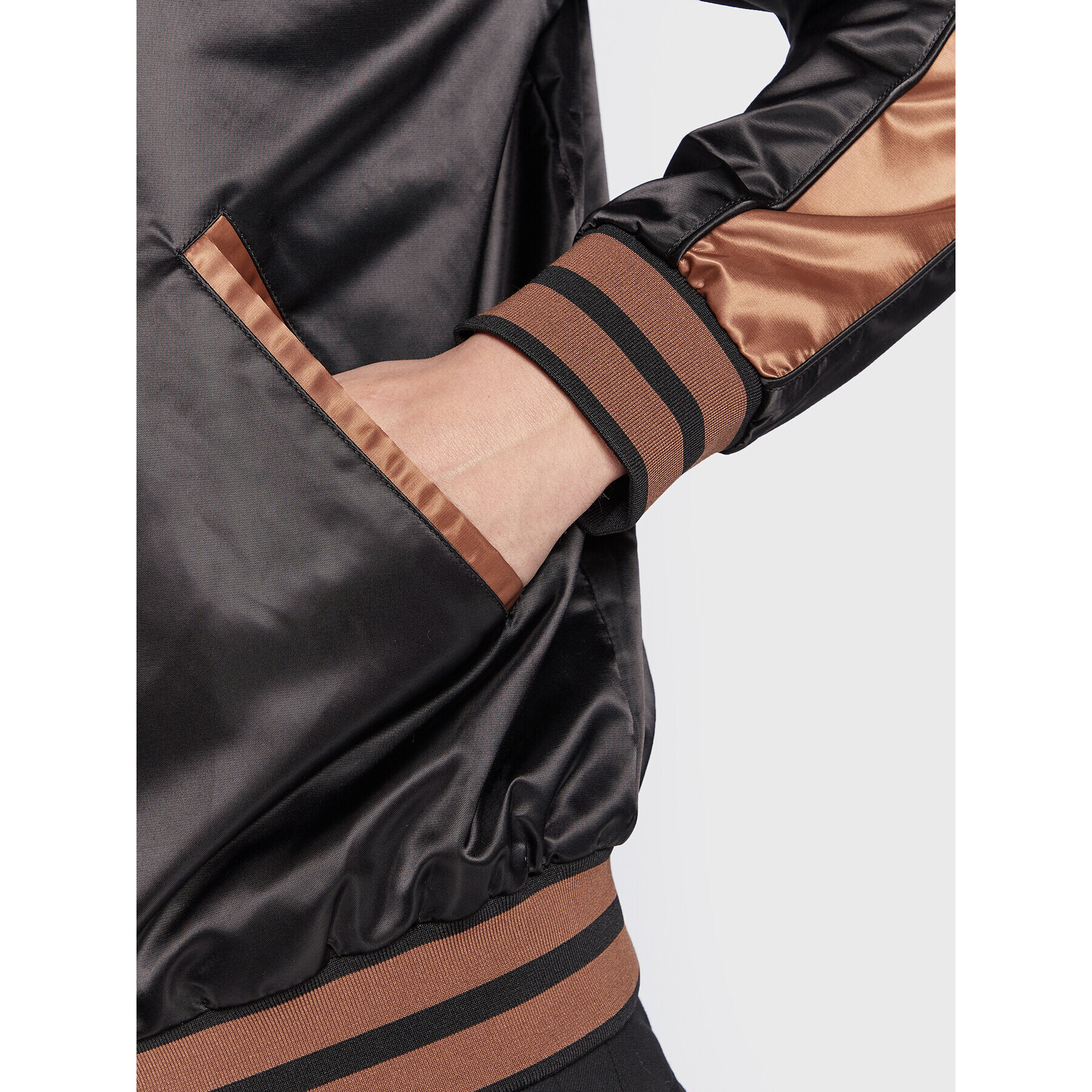 J.Lindeberg Яке бомбър Eagle Varsity FMOW07327 Черен Regular Fit - Pepit.bg